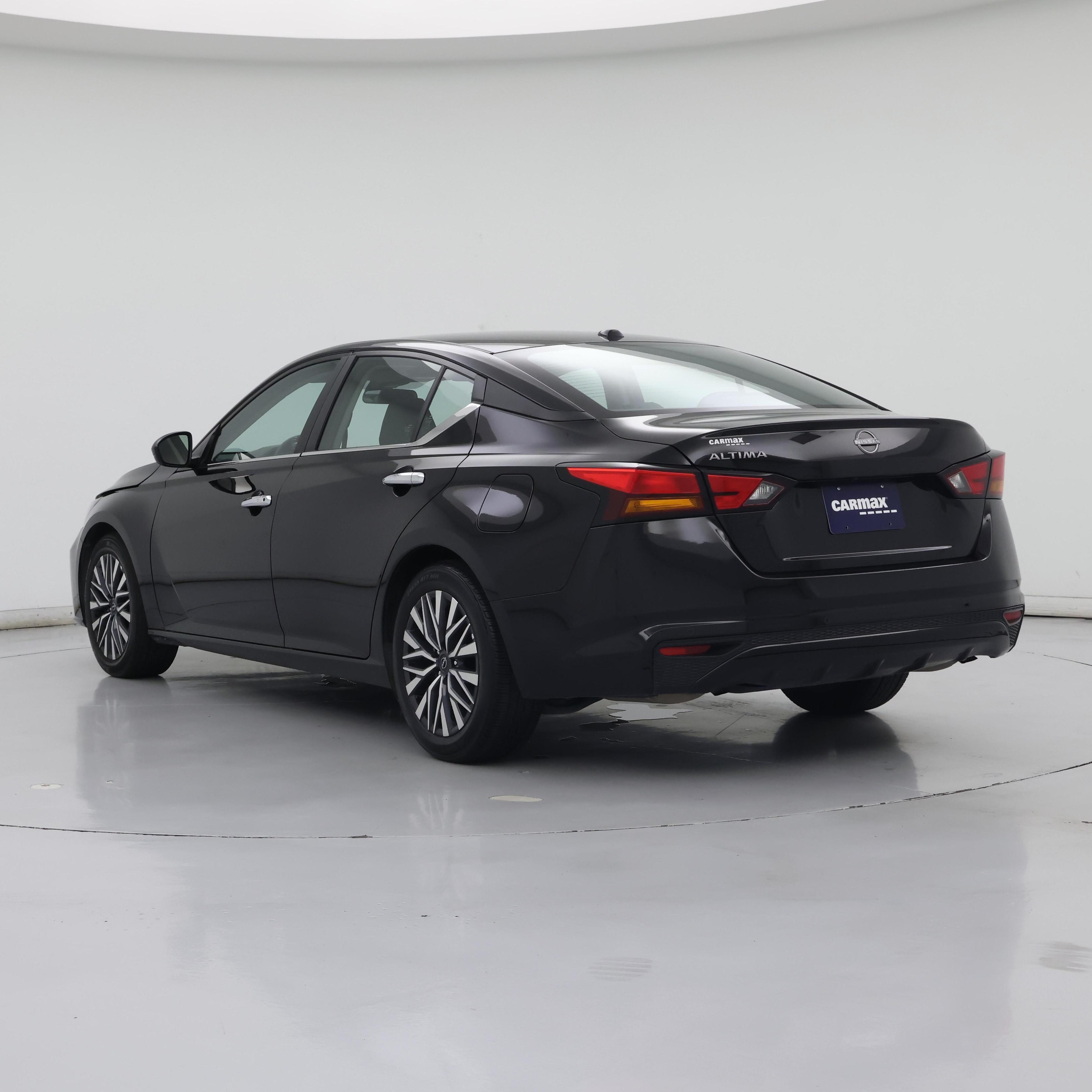 Thumbnail: 2025 Nissan Altima - 2