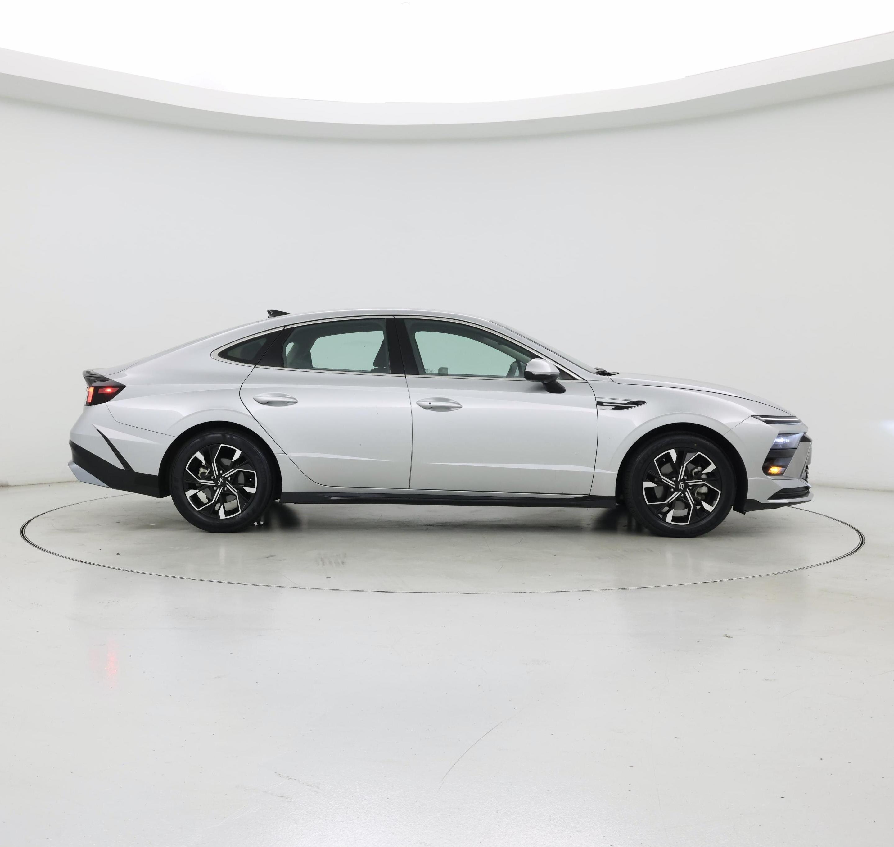 Thumbnail: 2025 Hyundai Sonata - 7