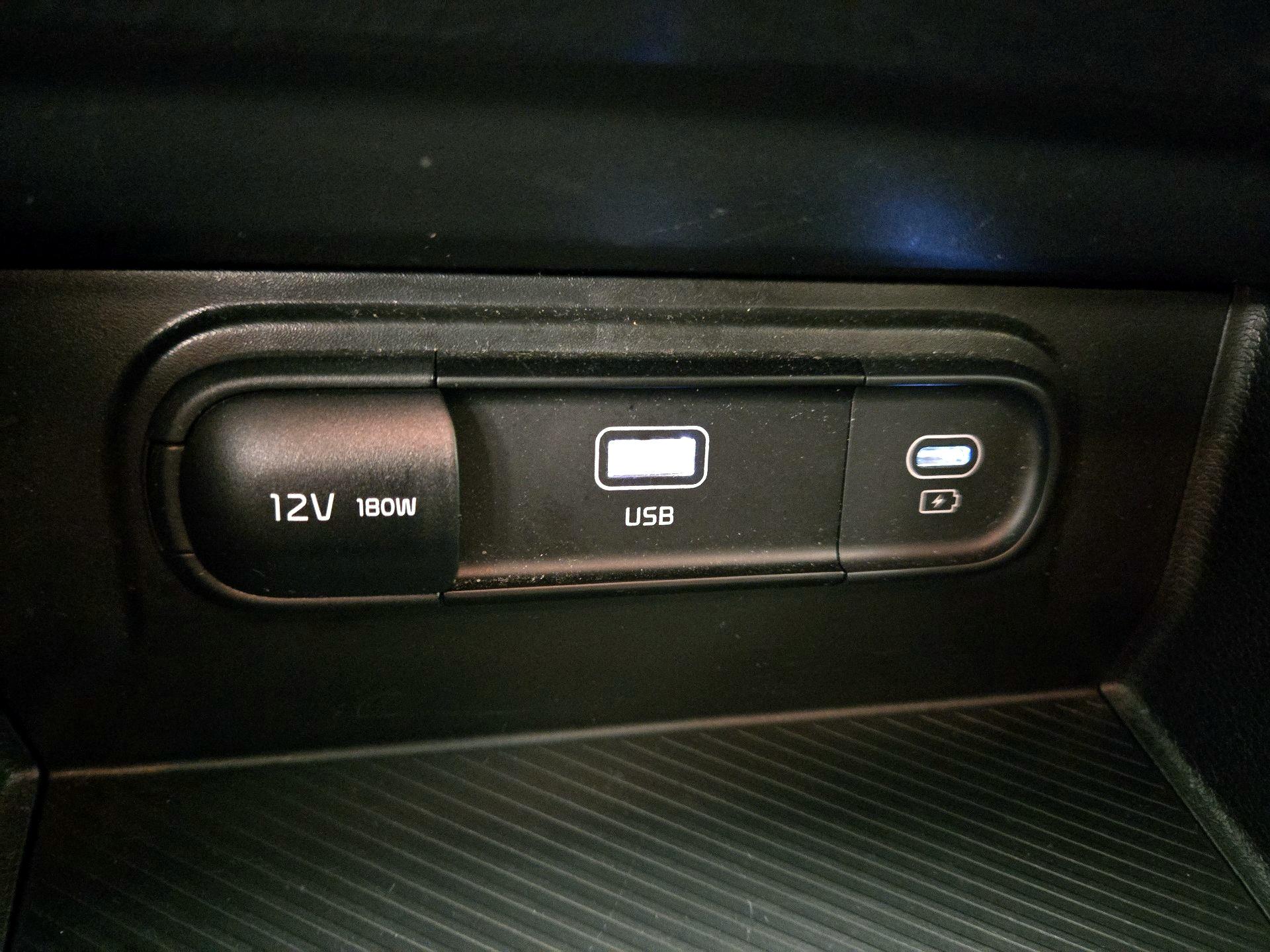 Thumbnail: 2025 Kia Sportage - 18