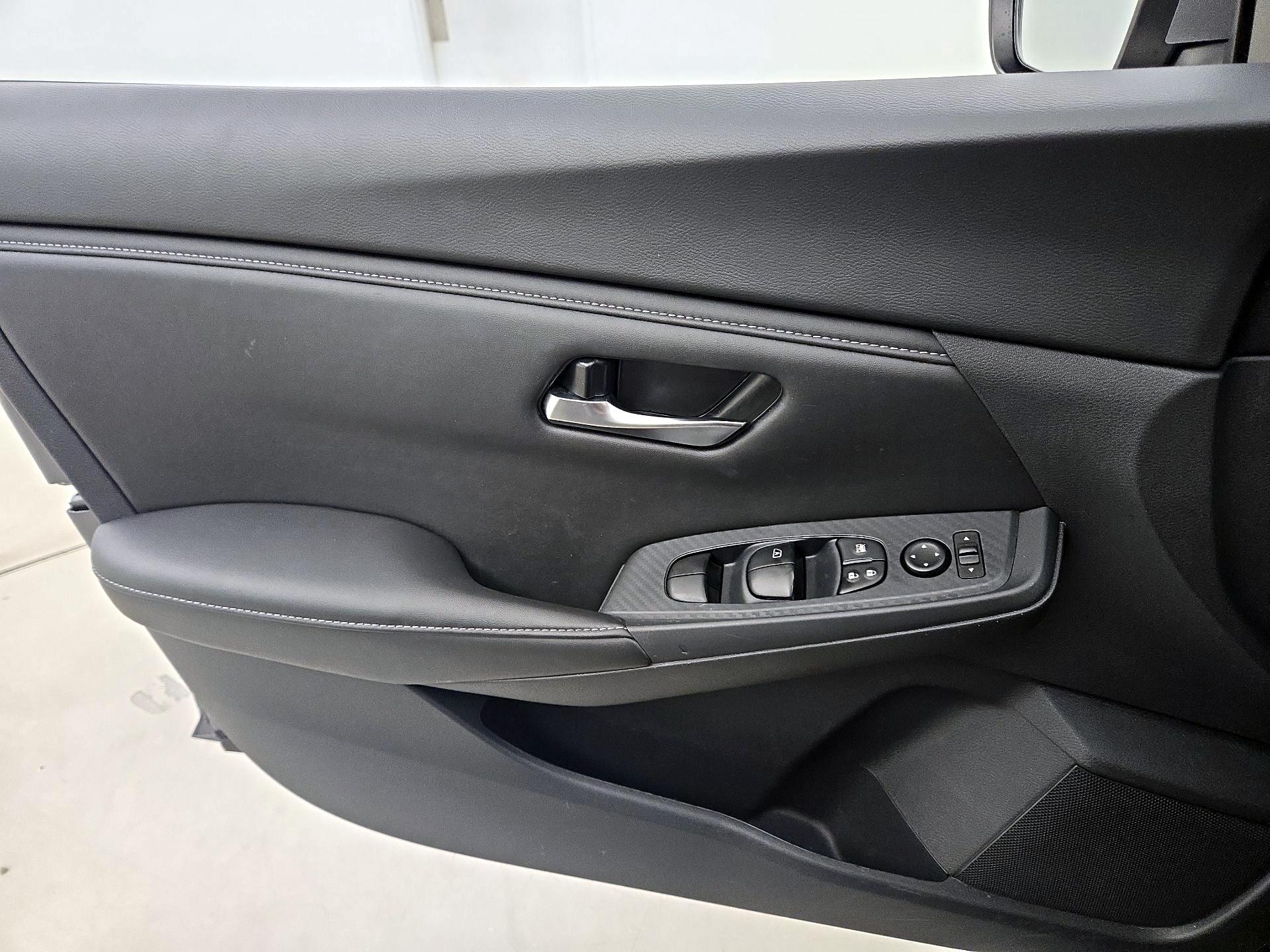 Thumbnail: 2025 Nissan Sentra - 12