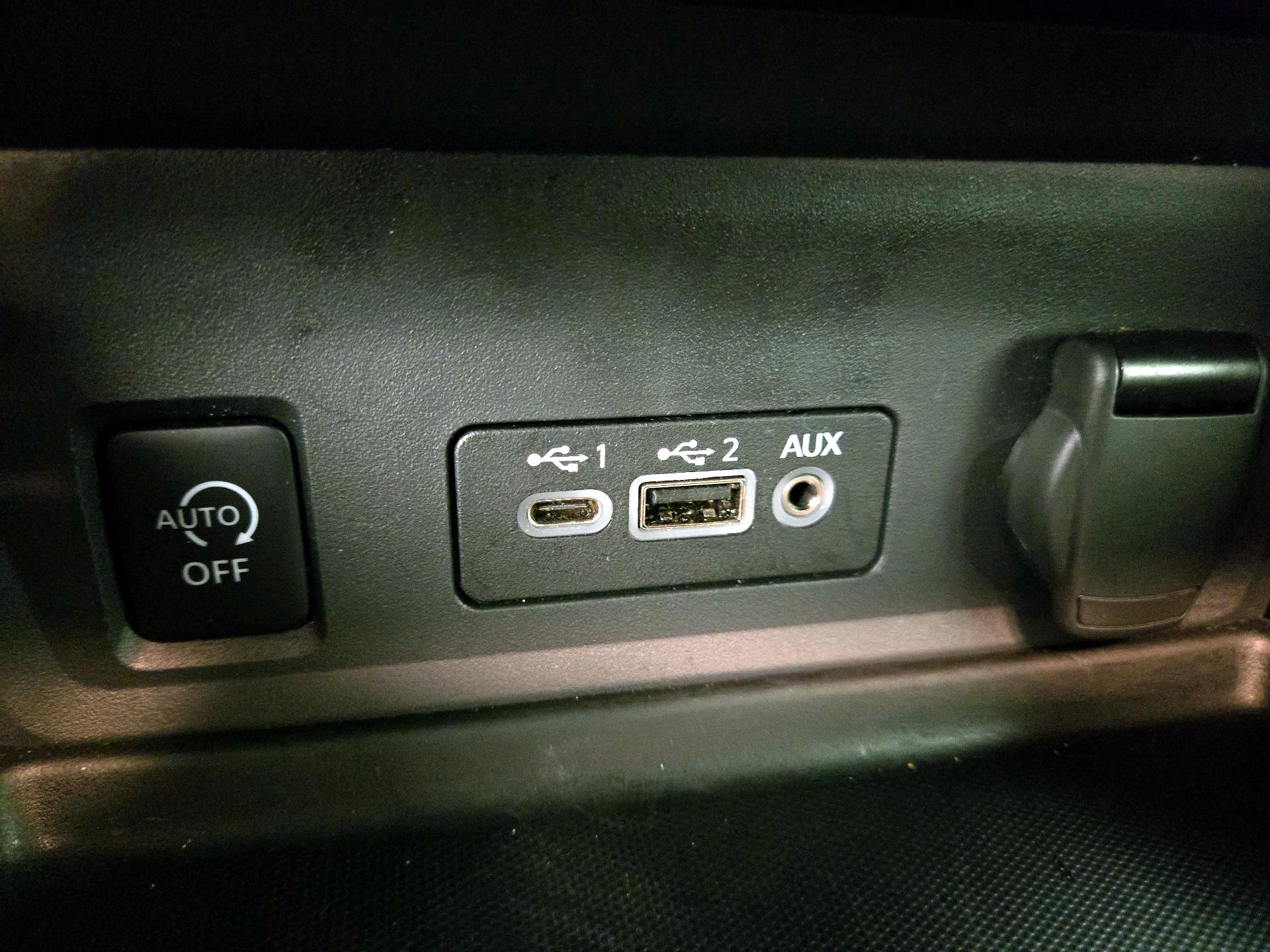 Thumbnail: 2025 Nissan Sentra - 18