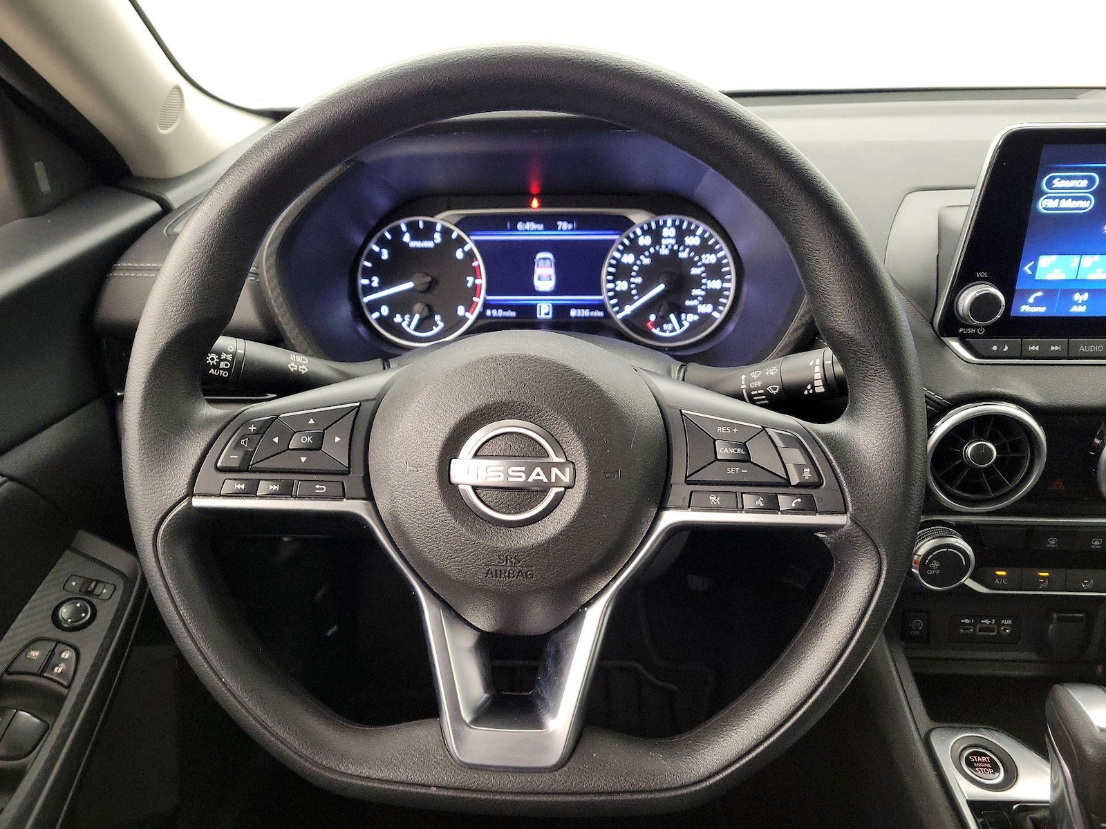 2025 Nissan Sentra SV - Photo 11