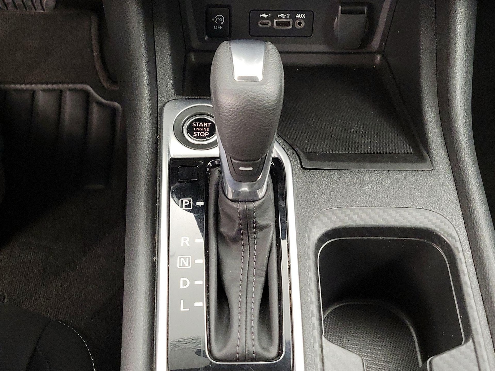 2025 Nissan Sentra SV - Photo 18