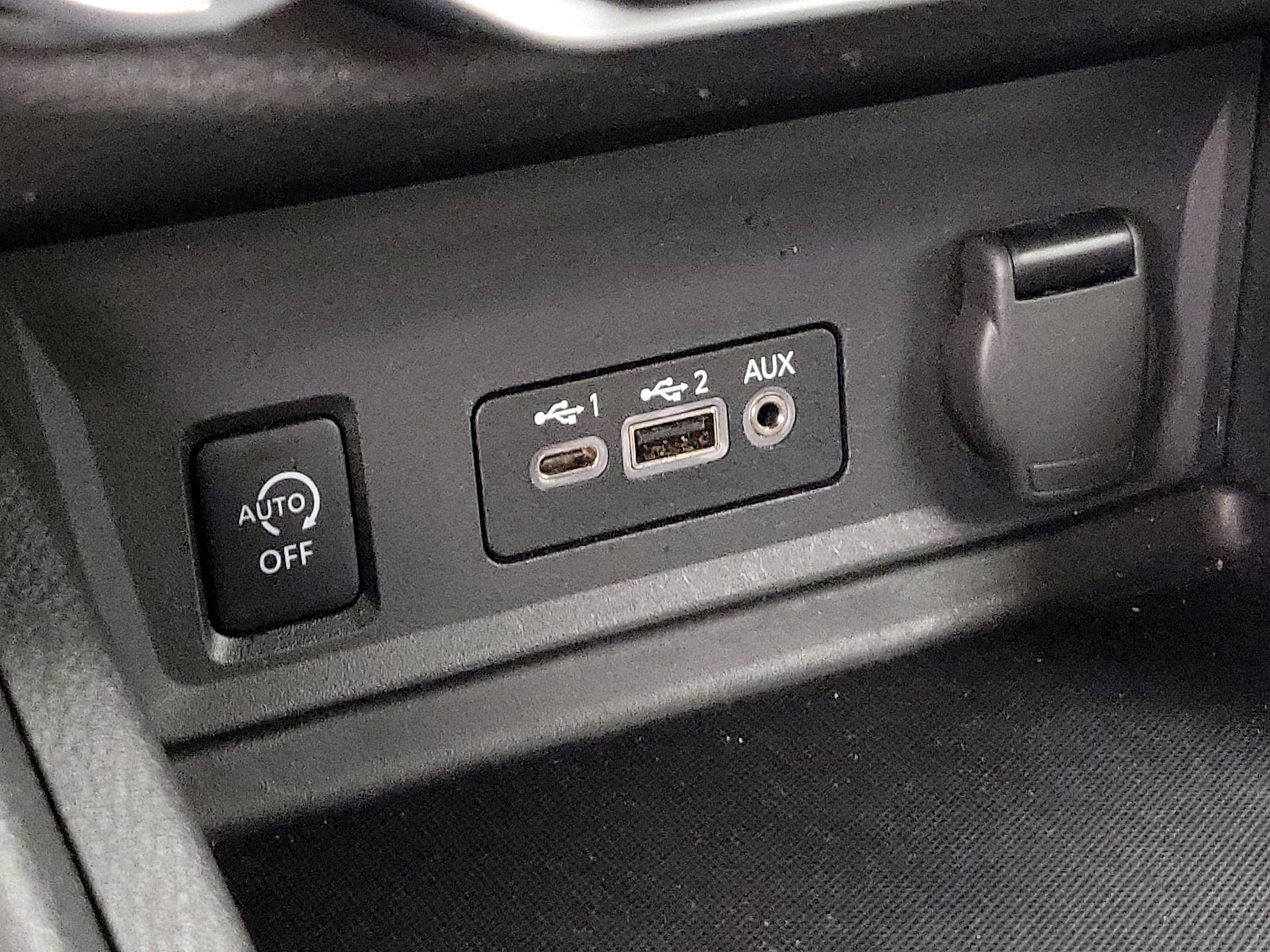 2025 Nissan Sentra SV - Photo 19