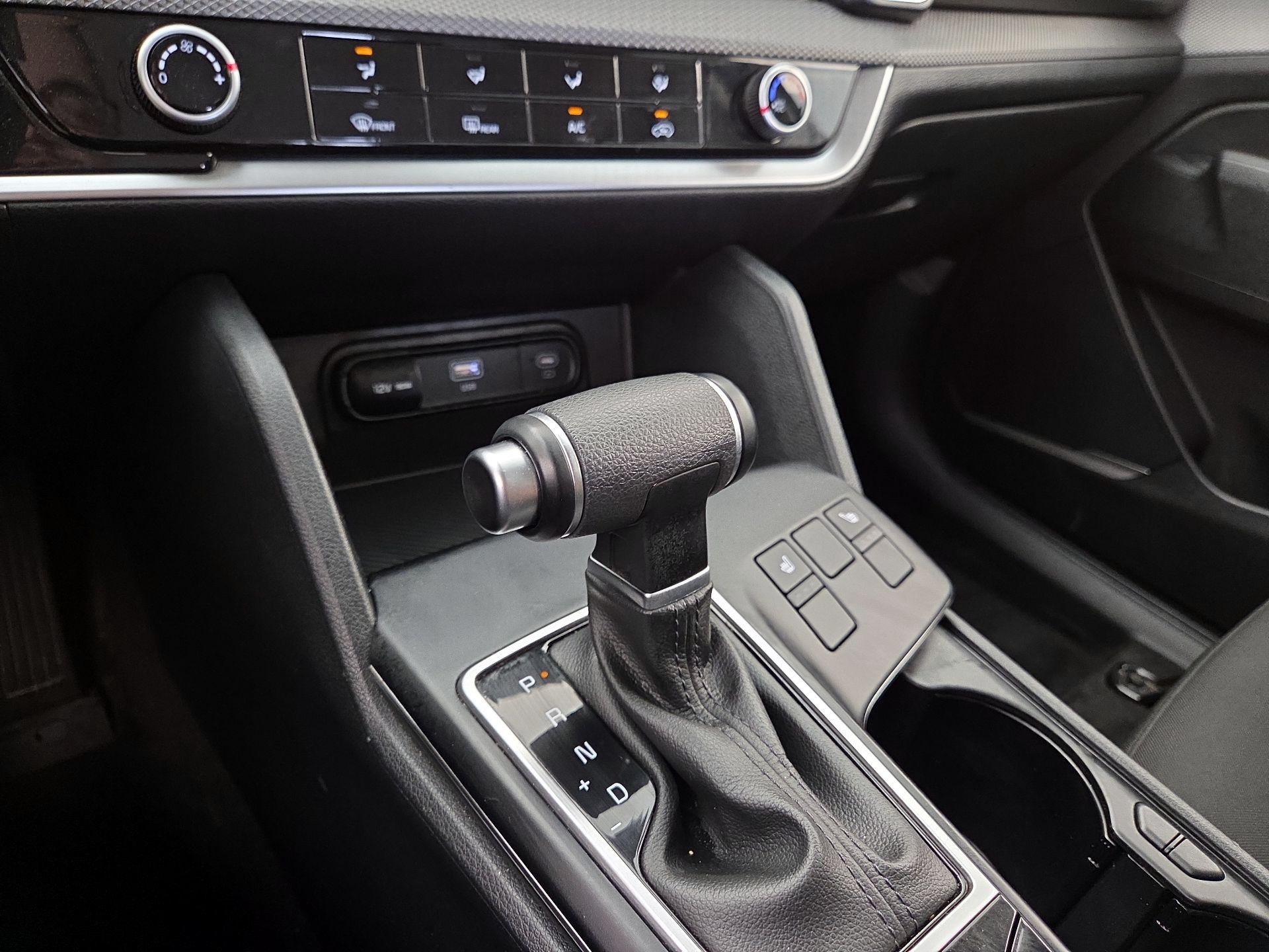 Thumbnail: 2025 Kia Sportage - 17