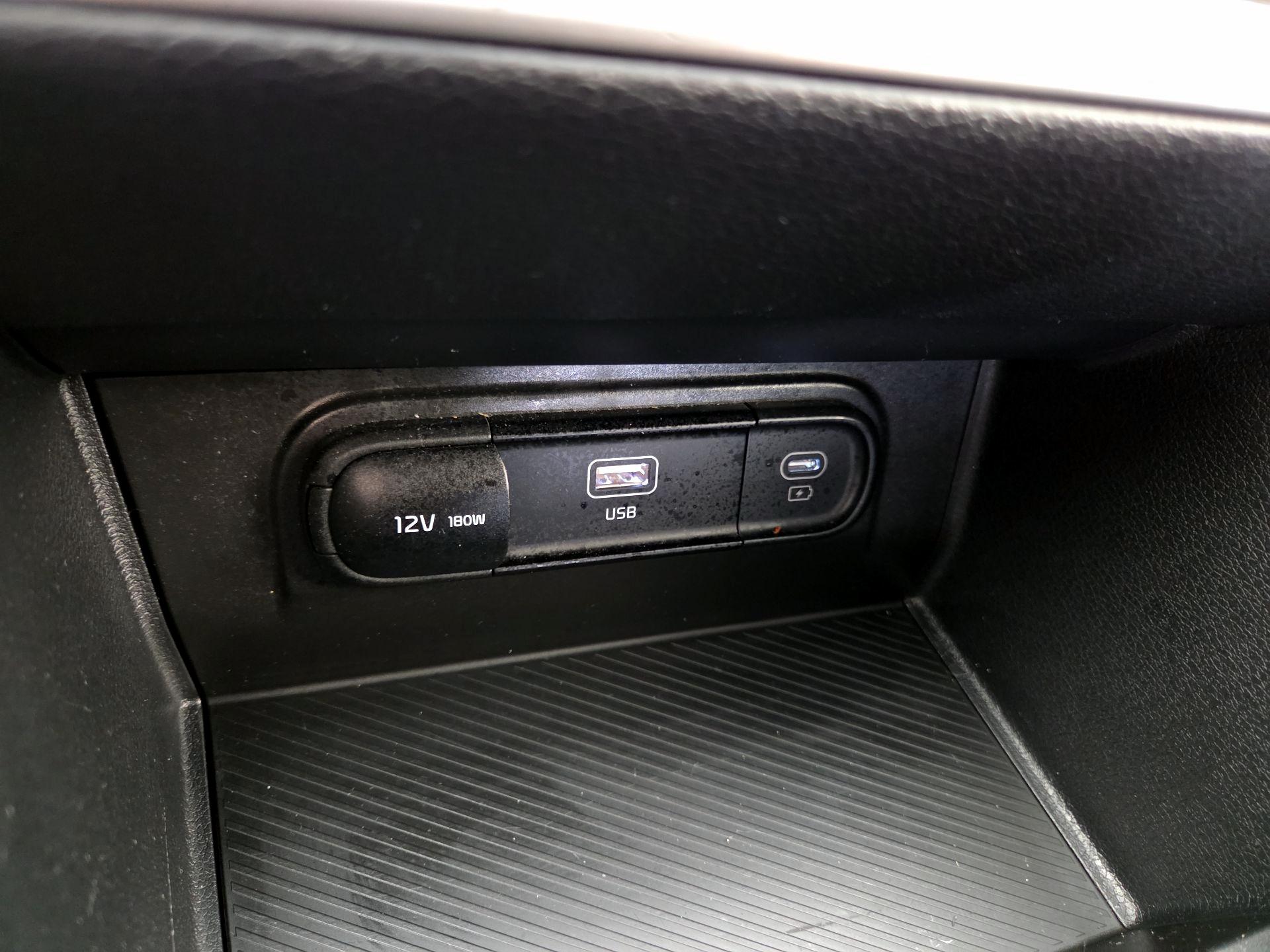 Thumbnail: 2025 Kia Sportage - 18