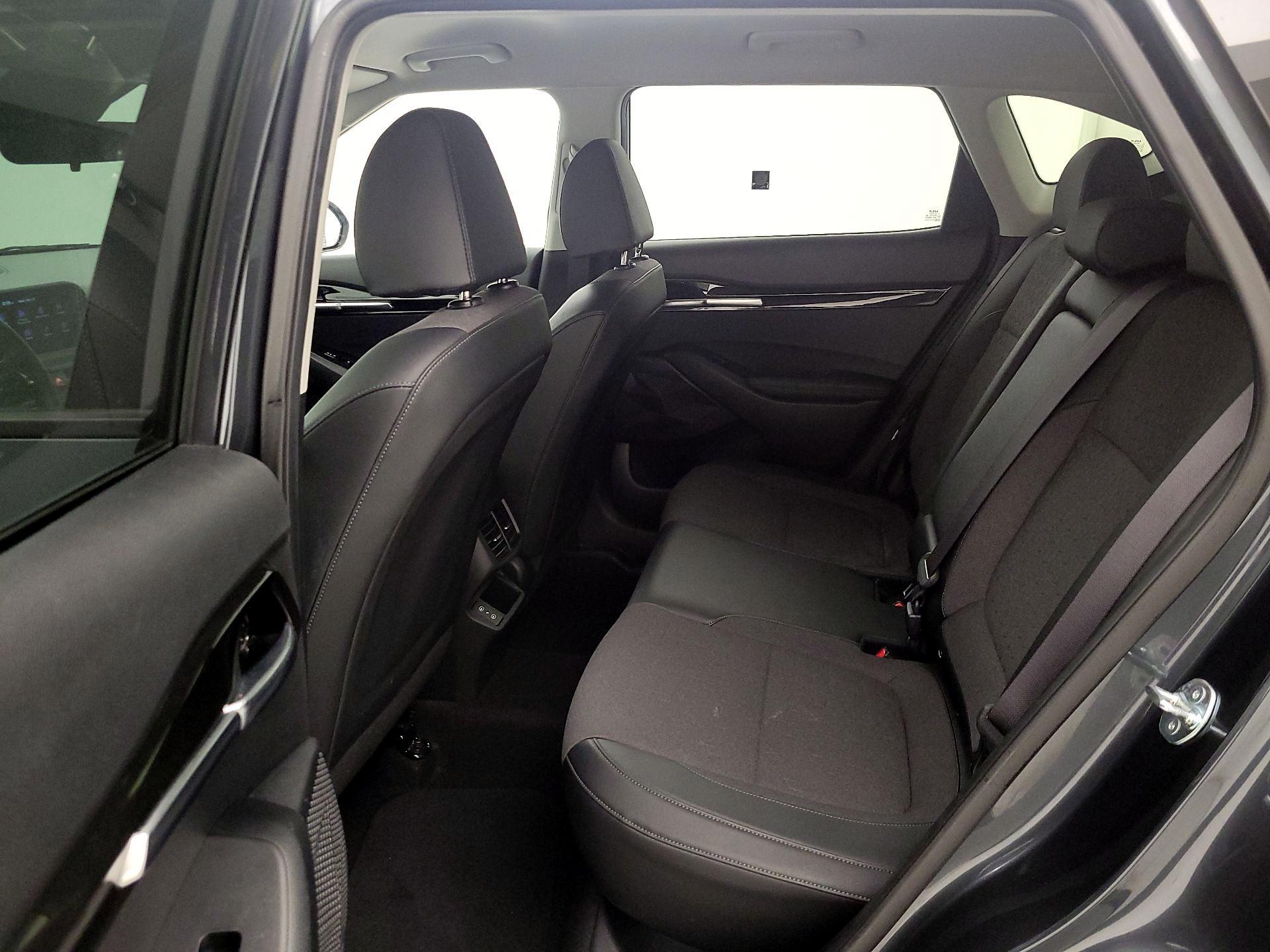 Thumbnail: 2025 Kia Seltos - 19