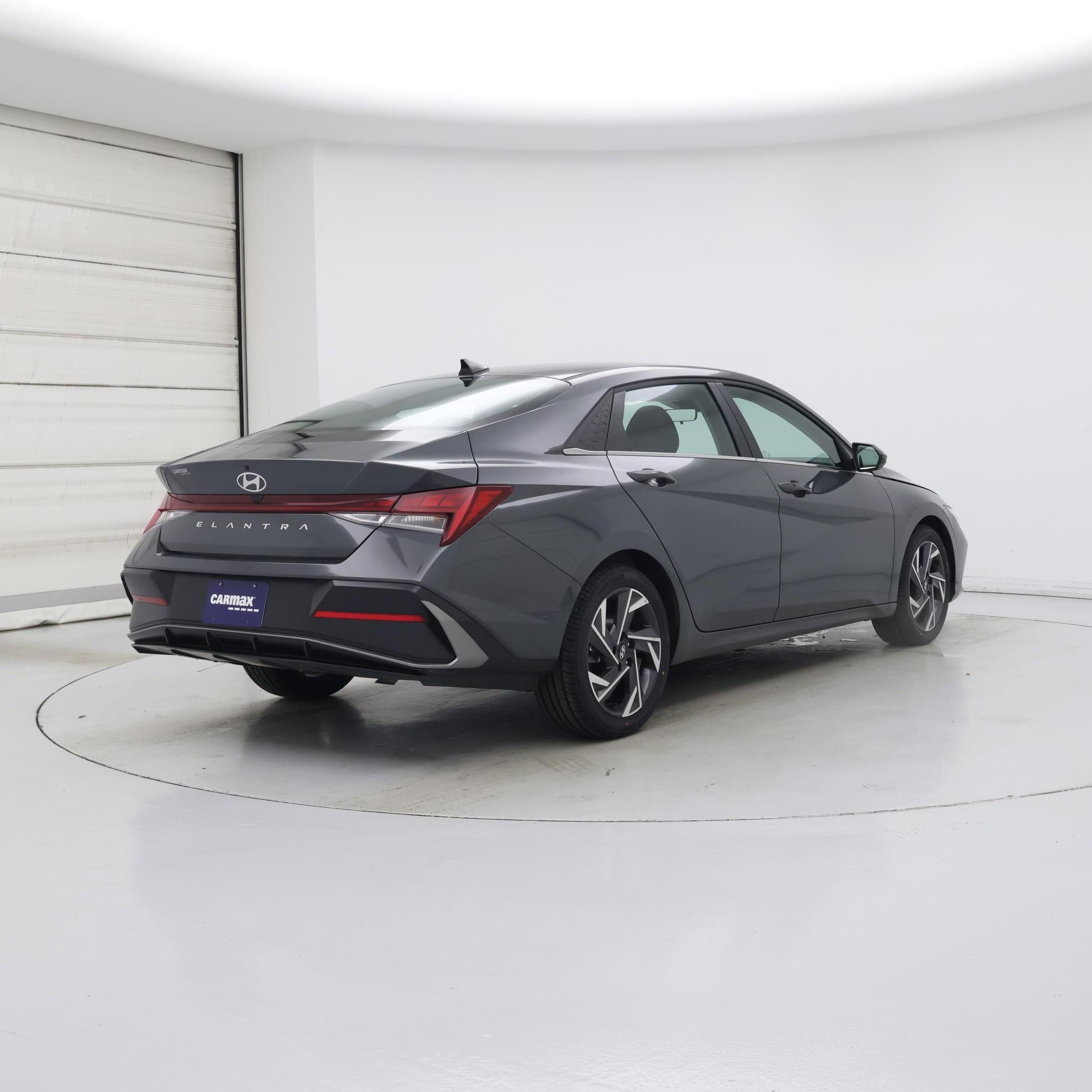 Thumbnail: 2025 Hyundai Elantra - 8