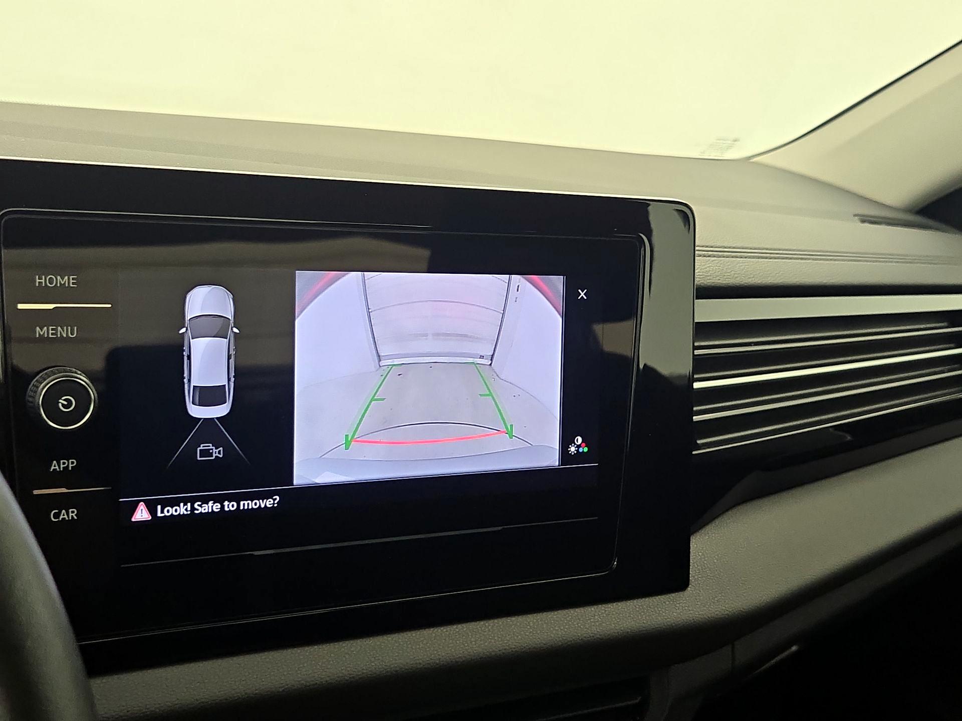 Thumbnail: 2025 Volkswagen Jetta - 14