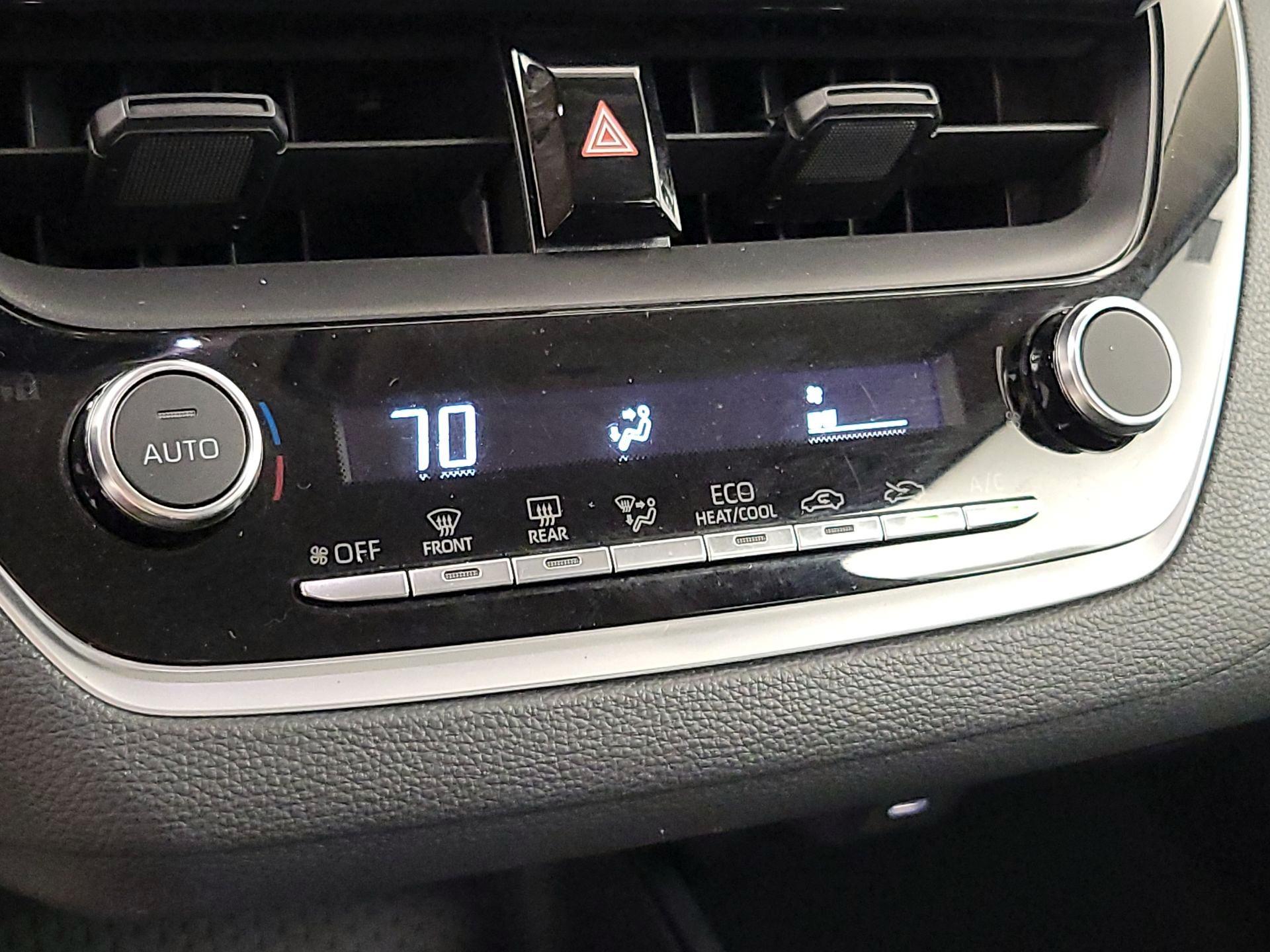 Thumbnail: 2025 Toyota Corolla - 16