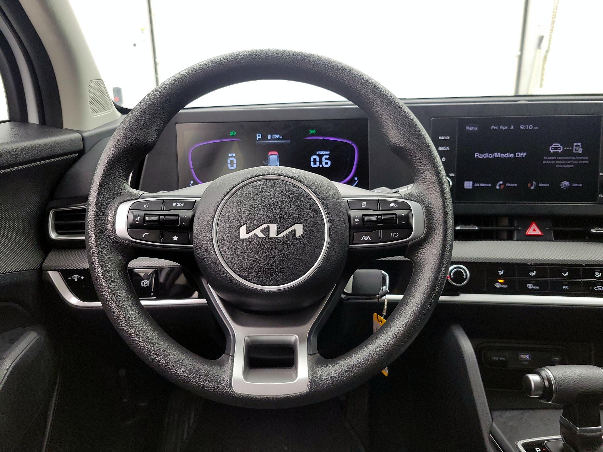 Thumbnail: 2025 Kia Sportage - 10