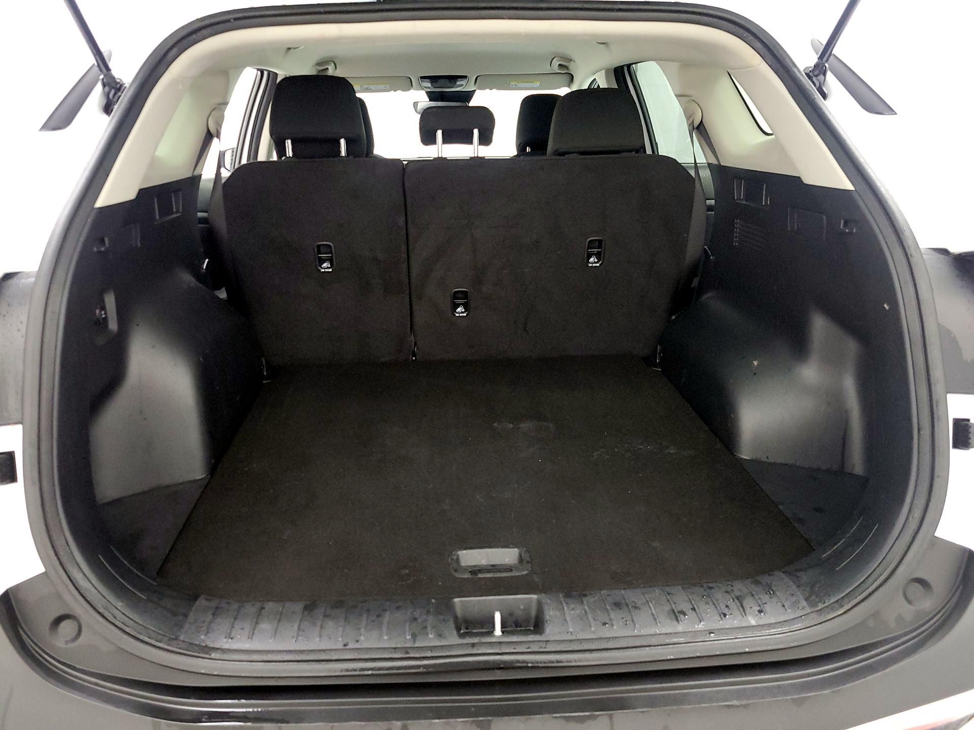 Thumbnail: 2025 Kia Sportage - 18