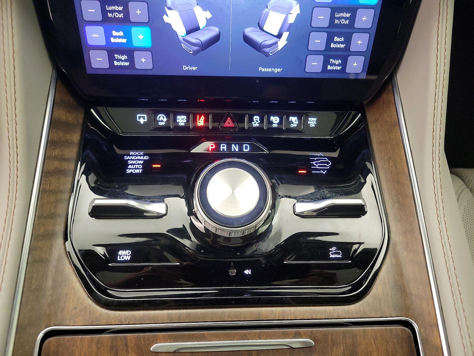 2023 Jeep Grand Wagoneer L Series I - Photo 19