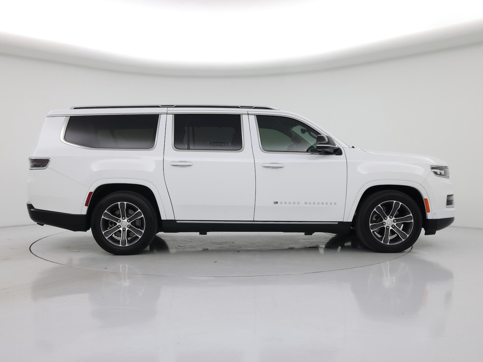 2023 Jeep Grand Wagoneer L Series I - Photo 8