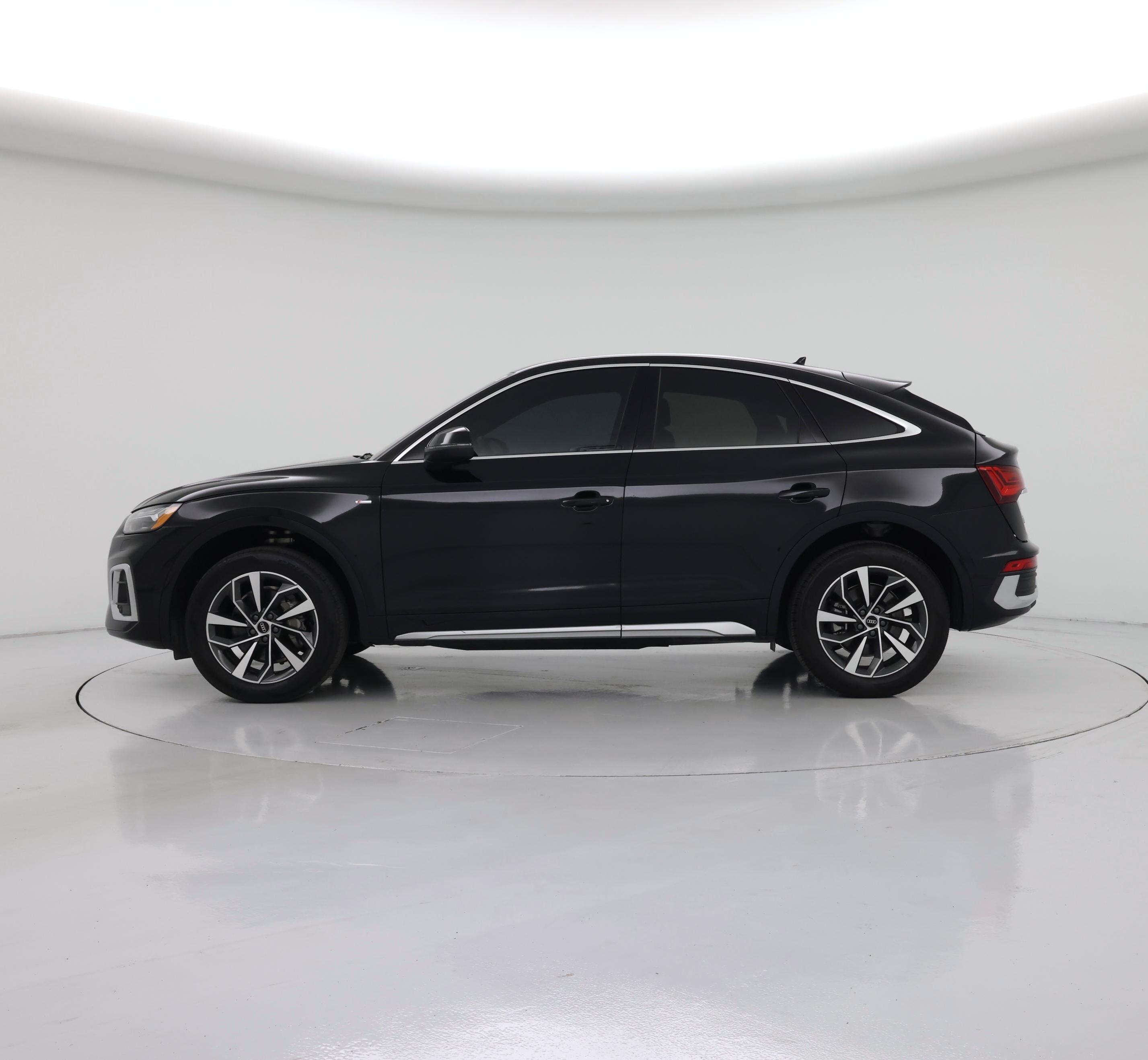 Thumbnail: 2023 Audi Q5 - 3