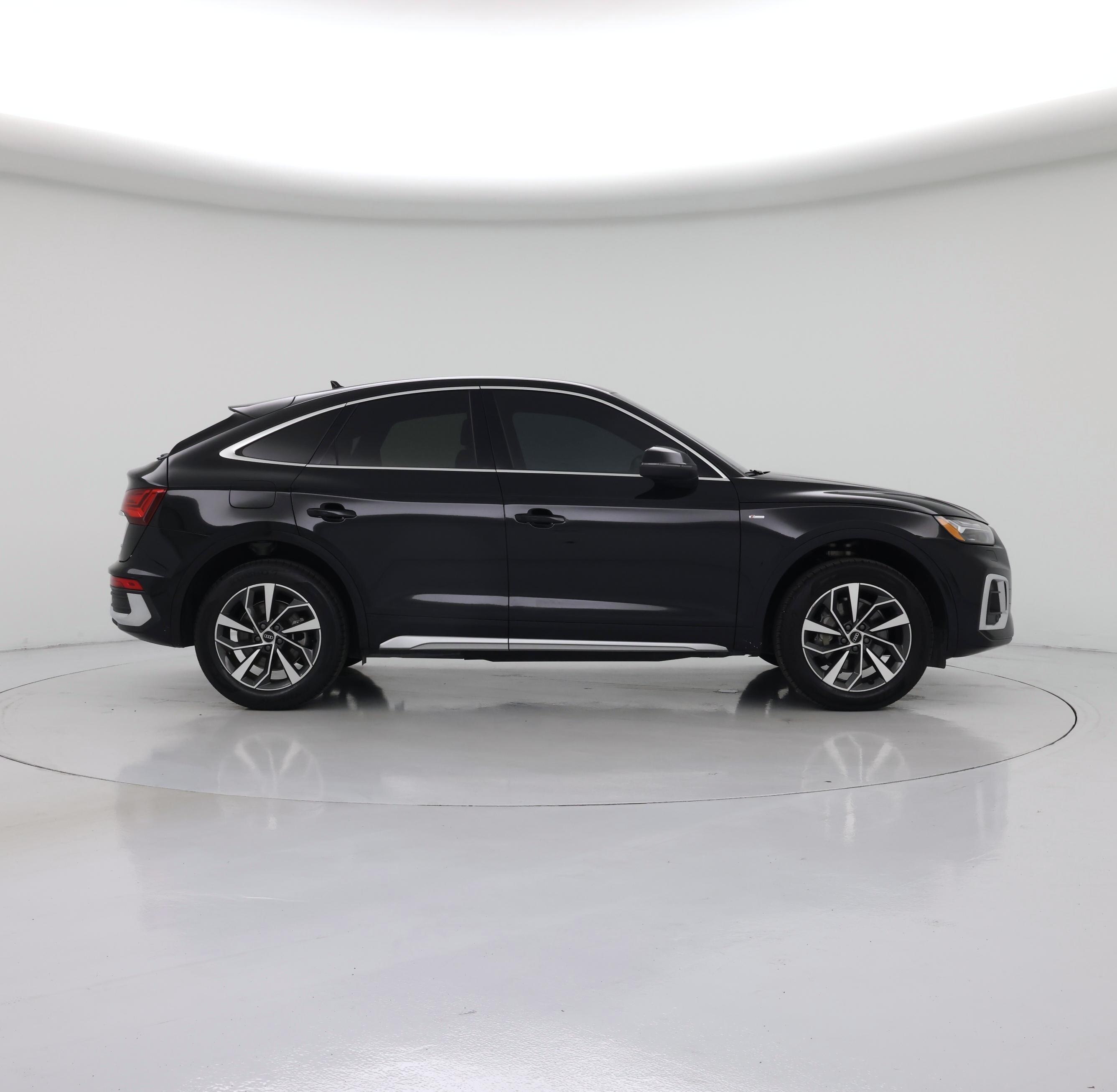 Thumbnail: 2023 Audi Q5 - 7
