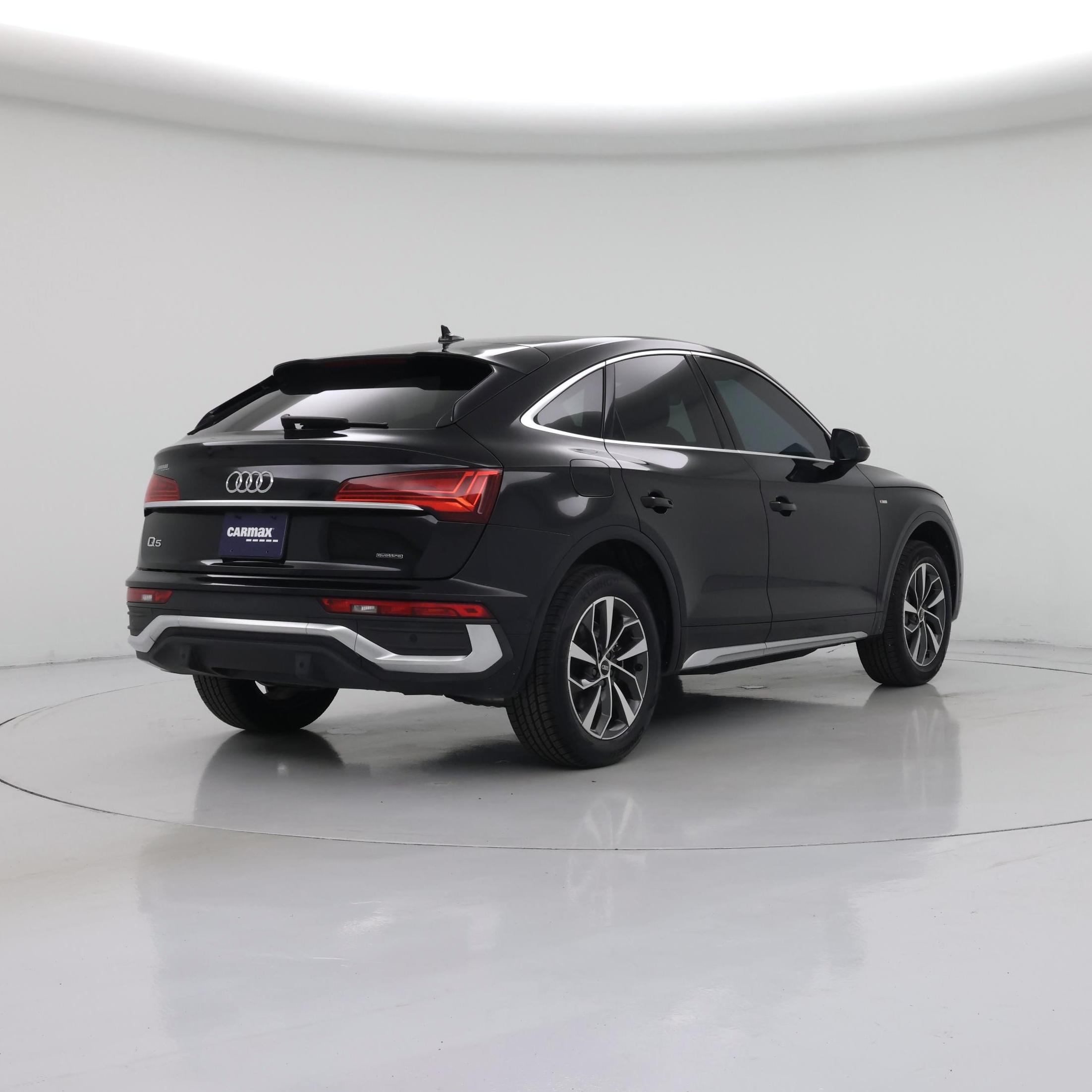 Thumbnail: 2023 Audi Q5 - 8