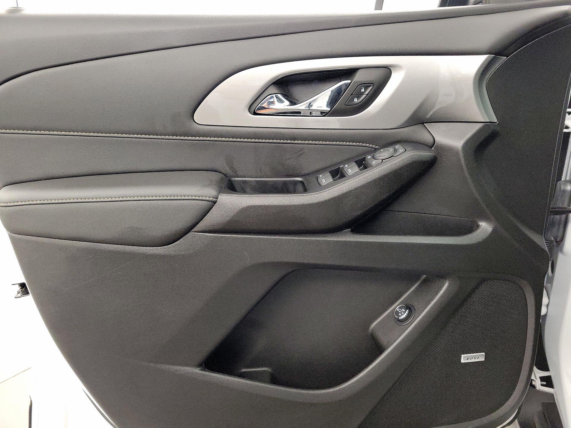 Thumbnail: 2023 Chevrolet Traverse - 12