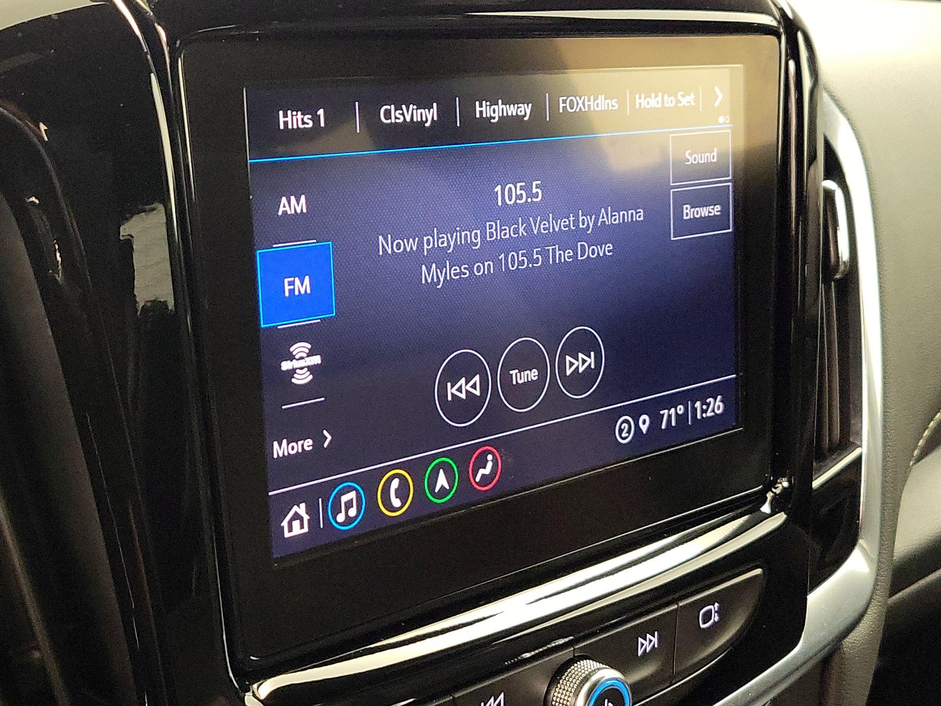 Thumbnail: 2023 Chevrolet Traverse - 16