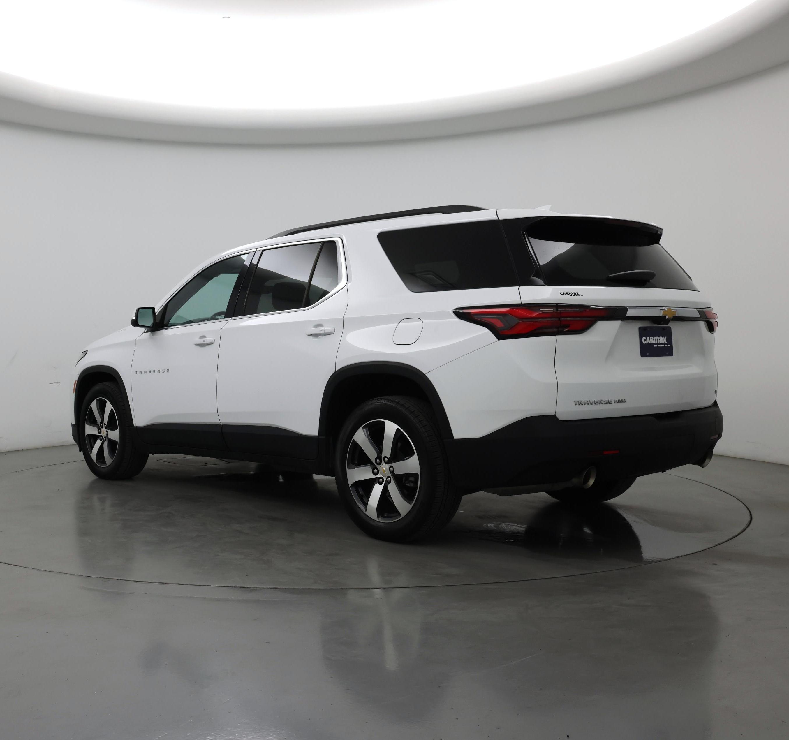 Thumbnail: 2023 Chevrolet Traverse - 2