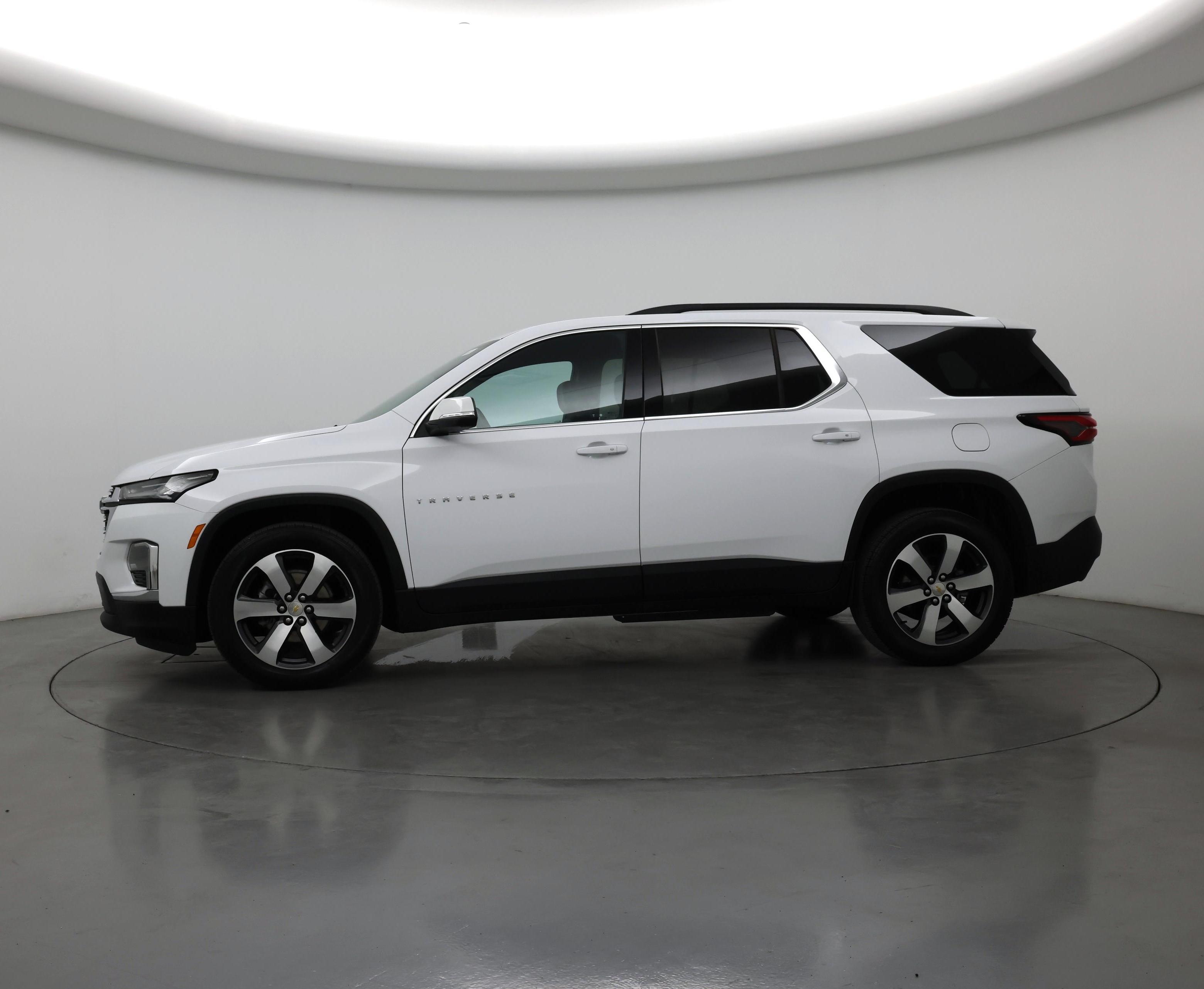 Thumbnail: 2023 Chevrolet Traverse - 3