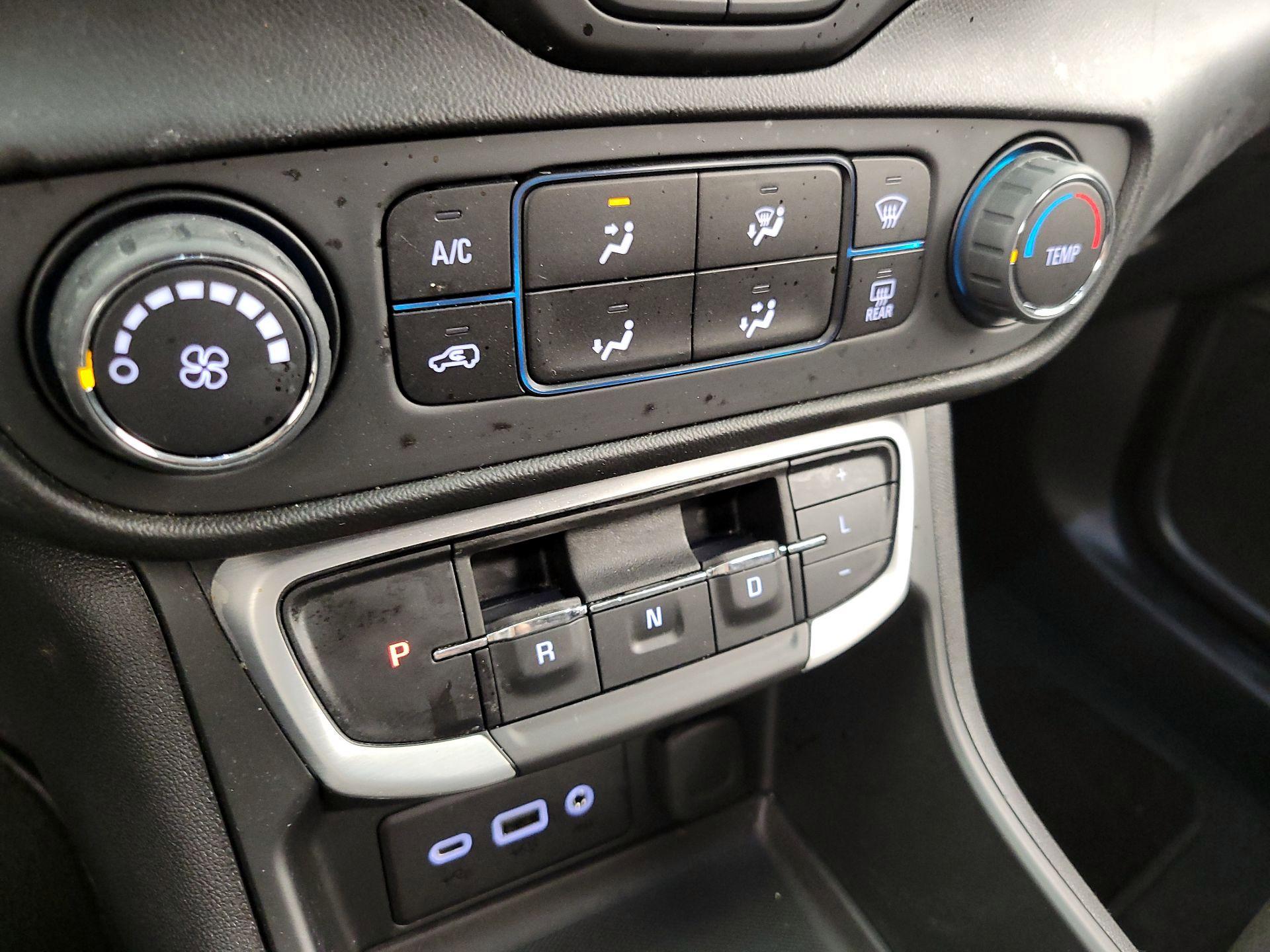 Thumbnail: 2022 GMC Terrain - 16