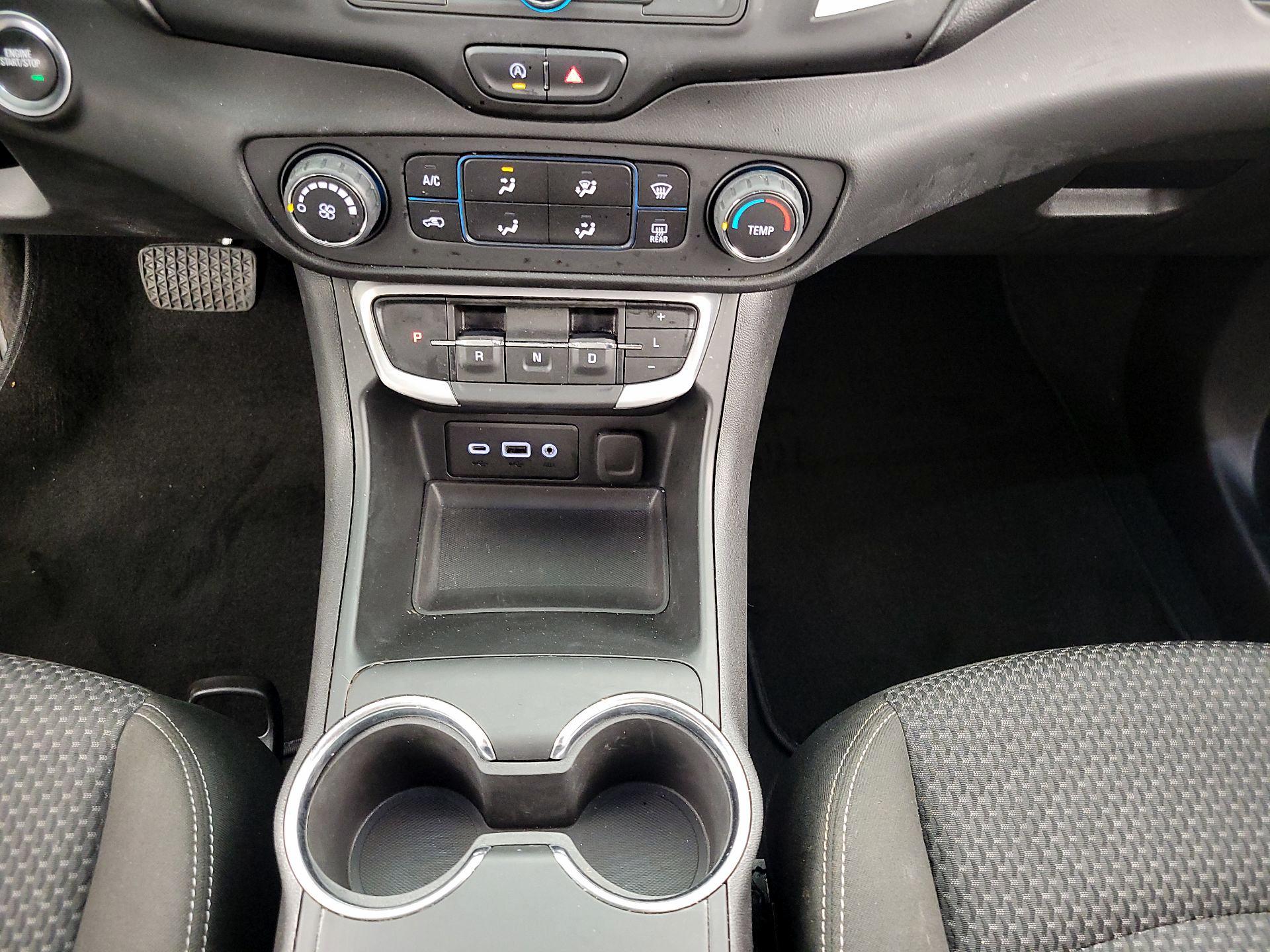 Thumbnail: 2022 GMC Terrain - 17