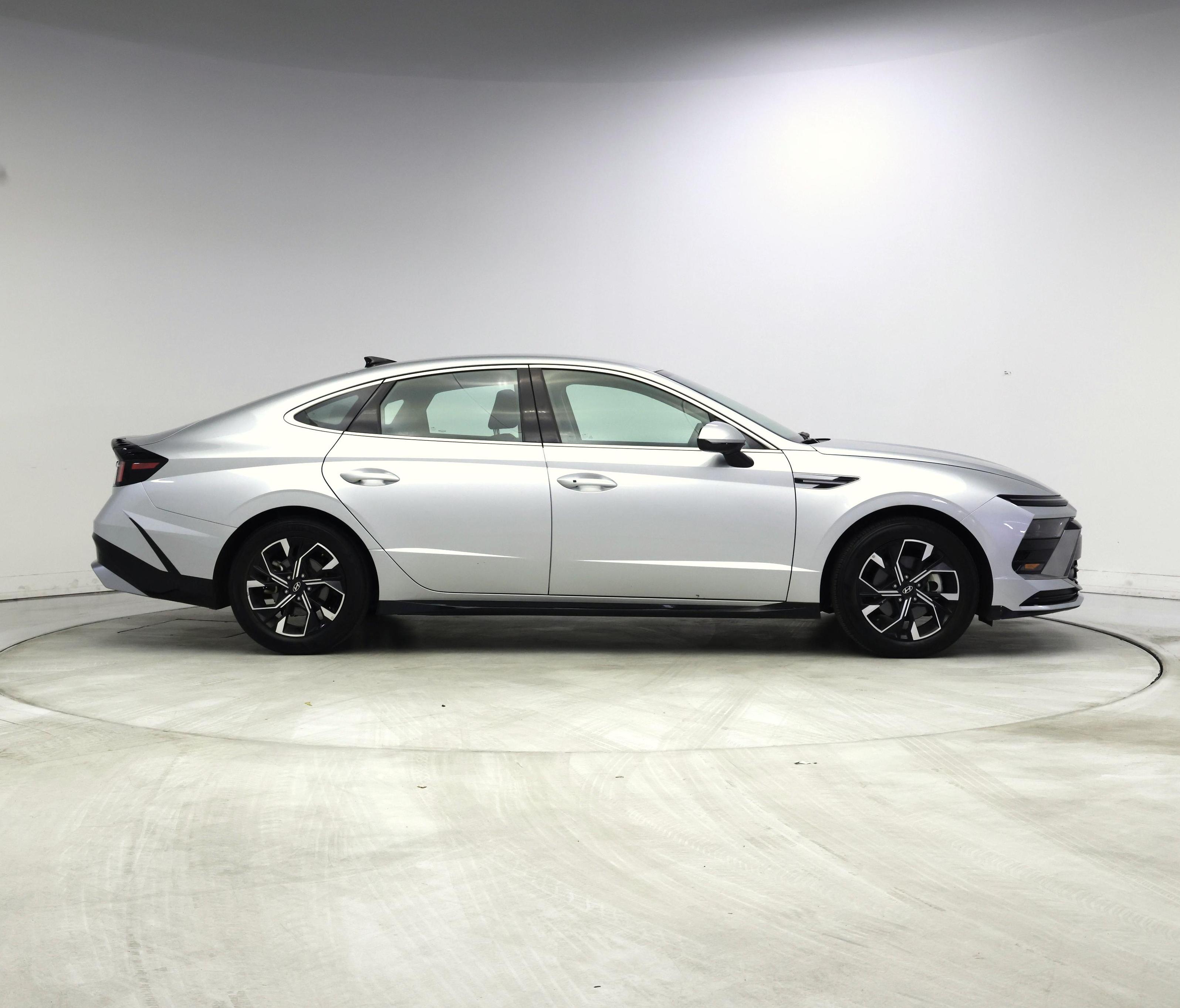 Thumbnail: 2025 Hyundai Sonata - 7