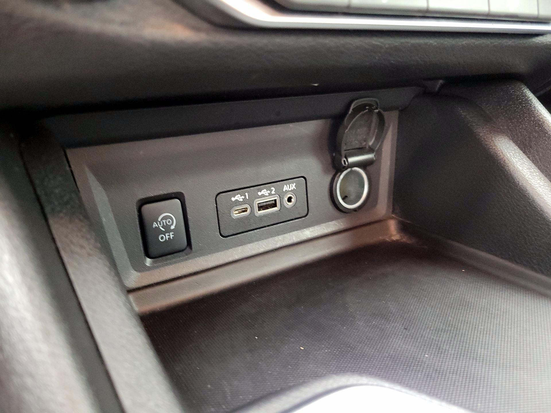 Thumbnail: 2024 Nissan Sentra - 18