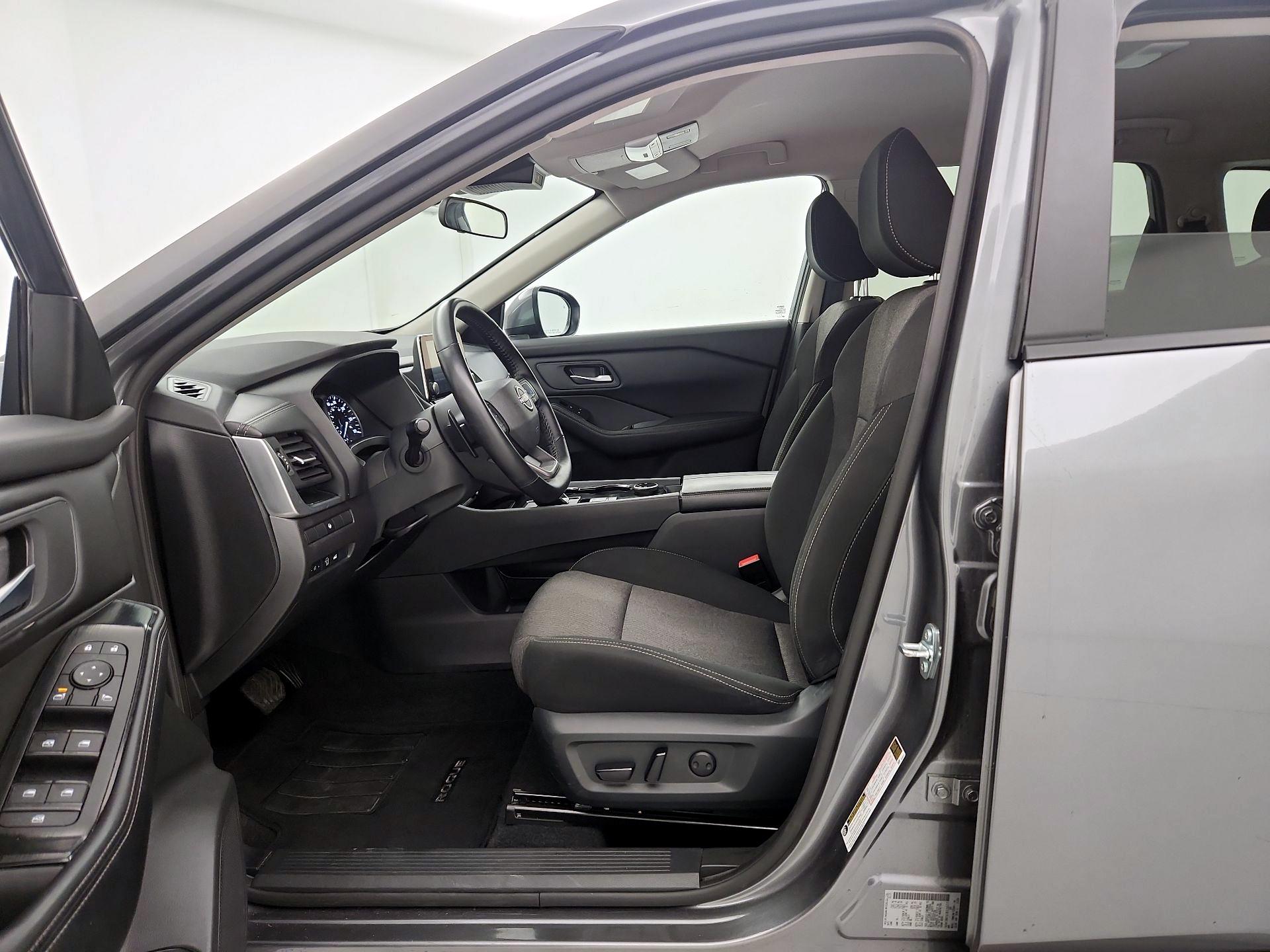 Thumbnail: 2025 Nissan Rogue - 11