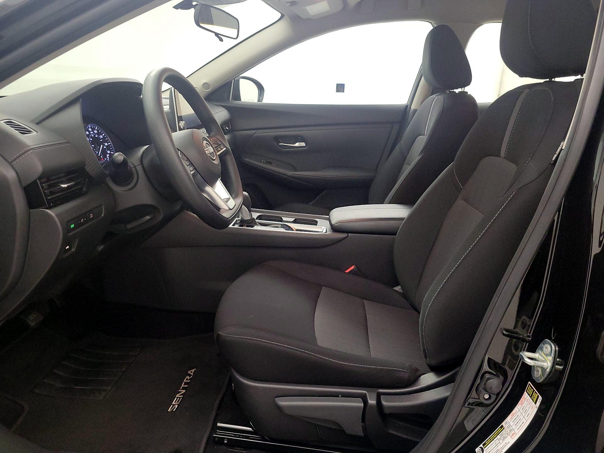 Thumbnail: 2025 Nissan Sentra - 11