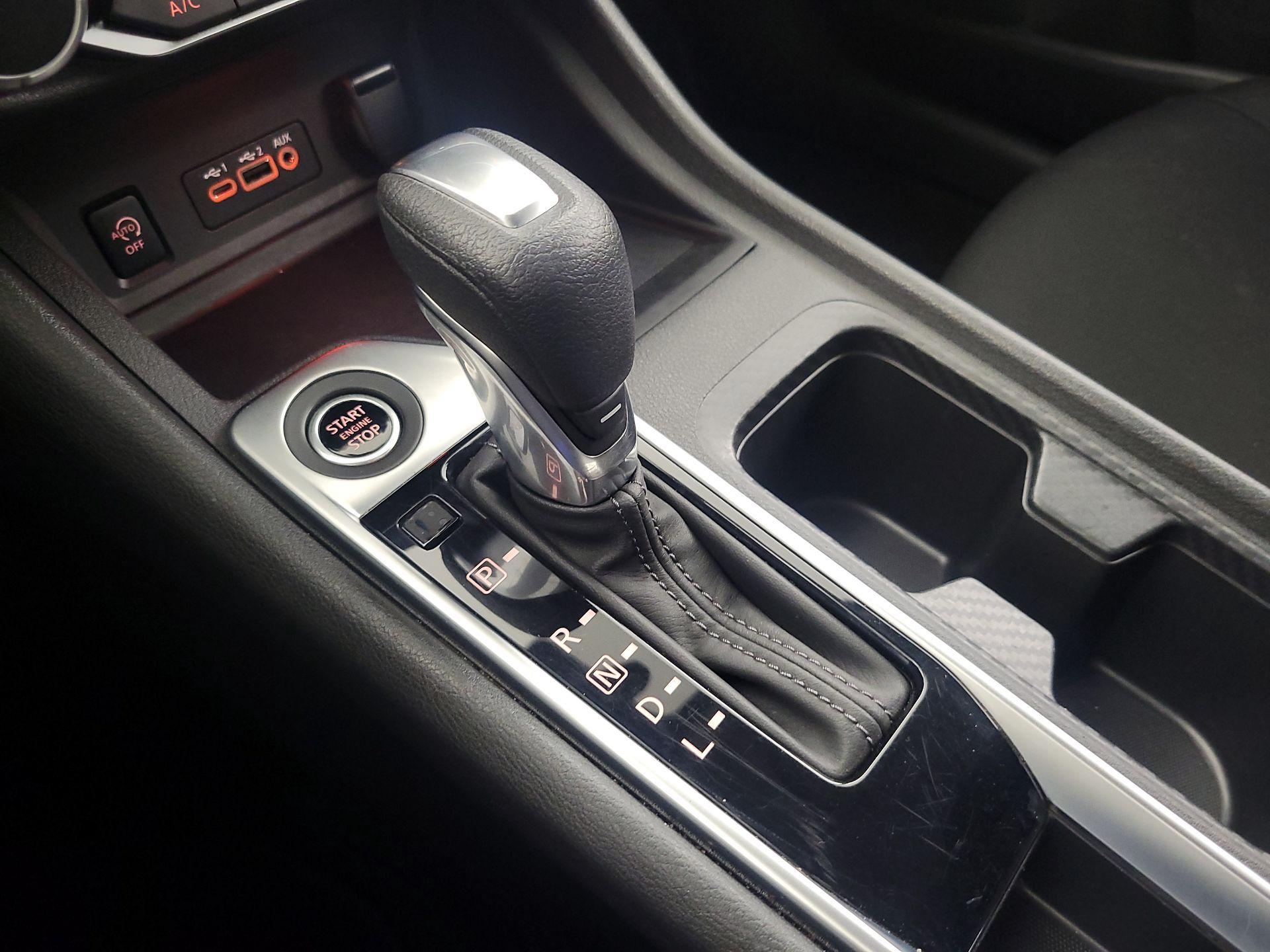 Thumbnail: 2025 Nissan Sentra - 17