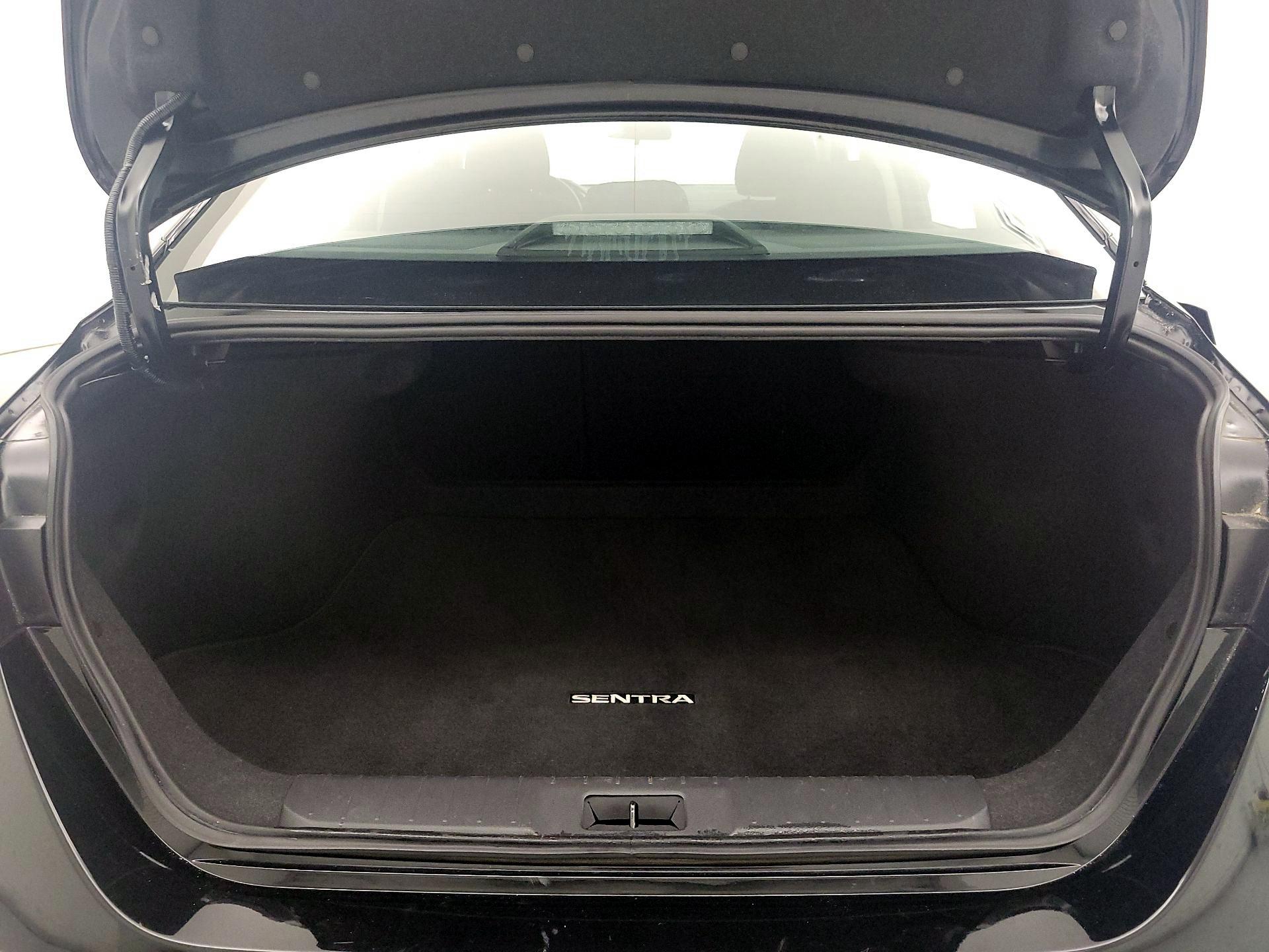 Thumbnail: 2025 Nissan Sentra - 20