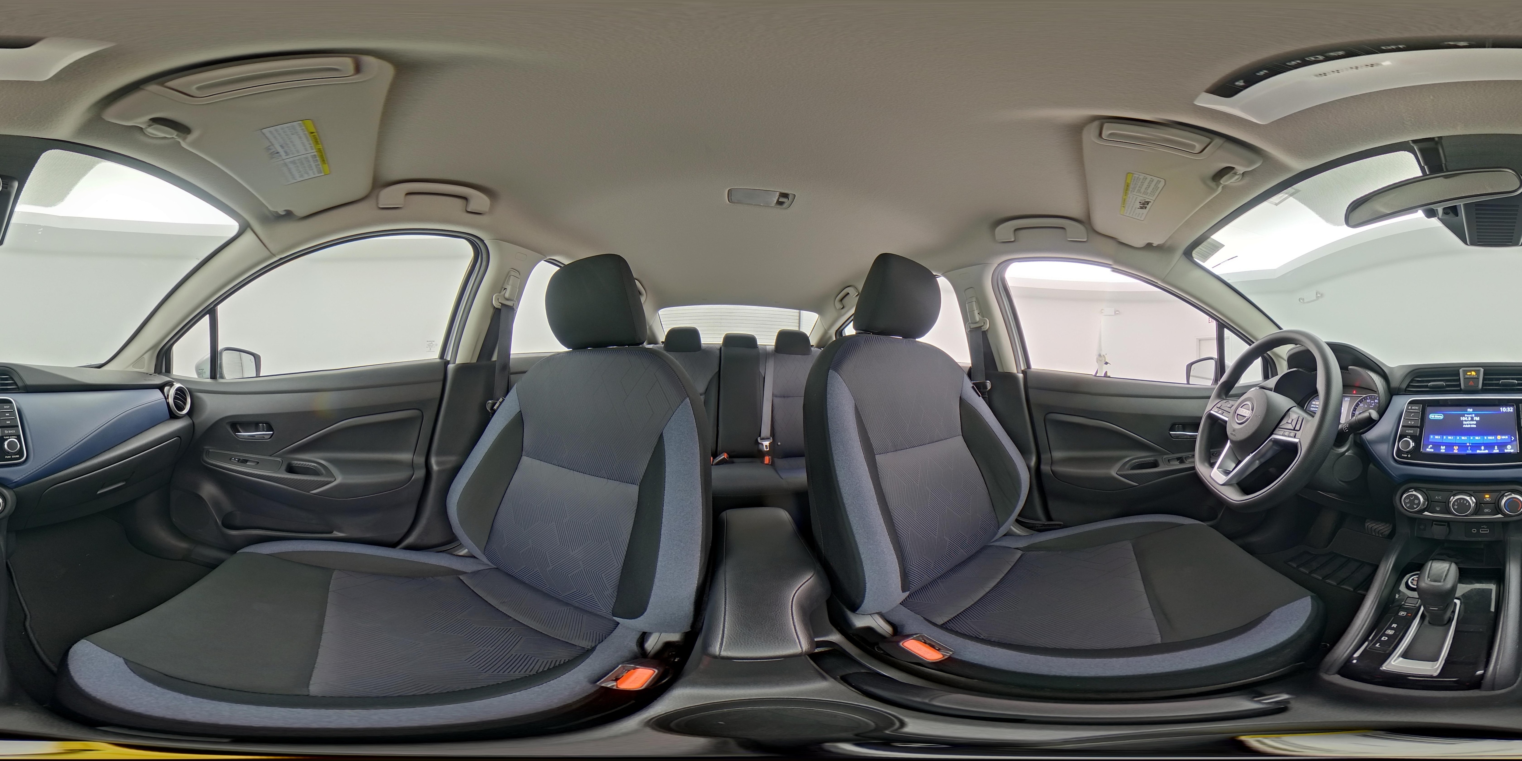 2025 Nissan Versa Sedan SV - Photo 24