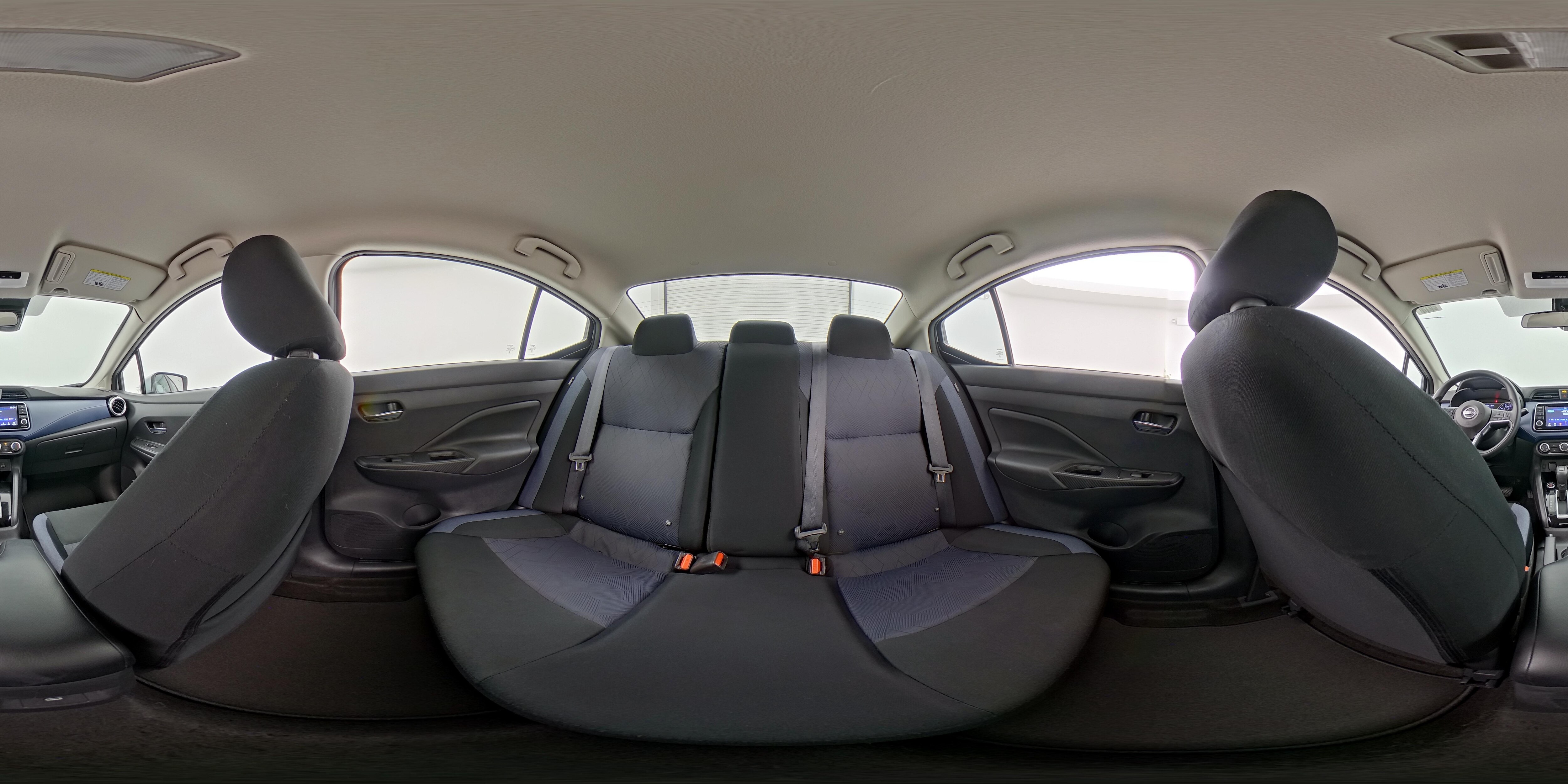 2025 Nissan Versa Sedan SV - Photo 25