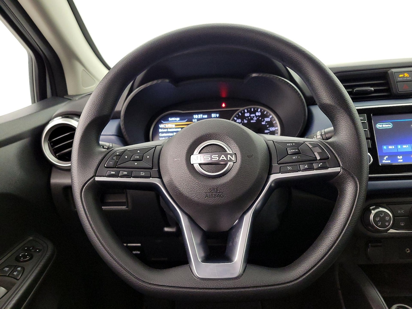 2025 Nissan Versa Sedan SV - Photo 11