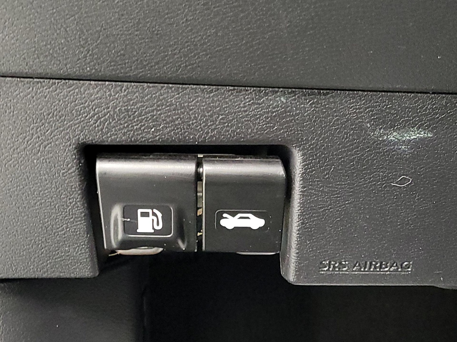 2025 Nissan Versa Sedan SV - Photo 14
