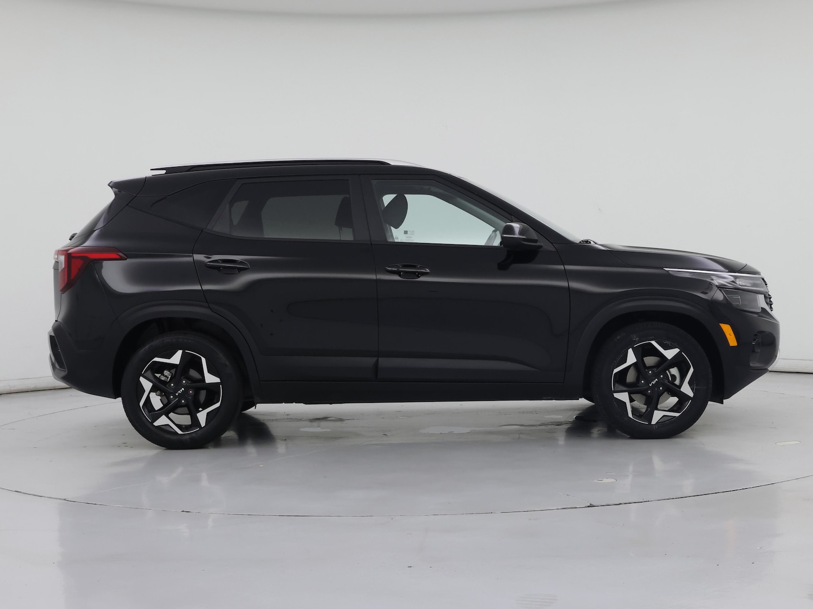 2025 Kia Seltos S - Photo 8