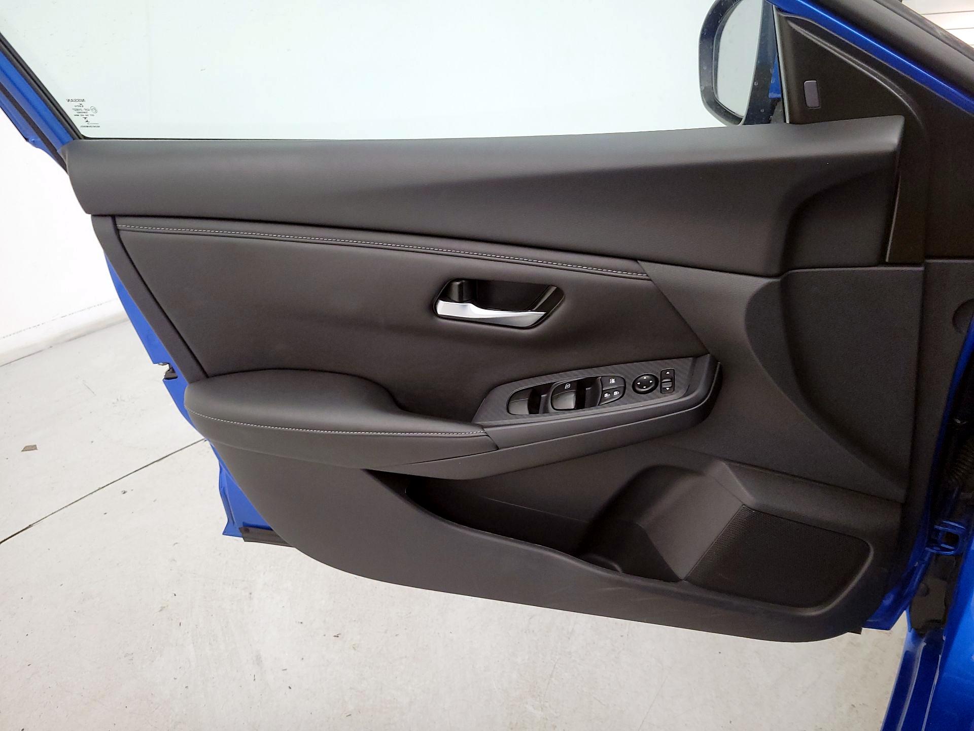 Thumbnail: 2025 Nissan Sentra - 12