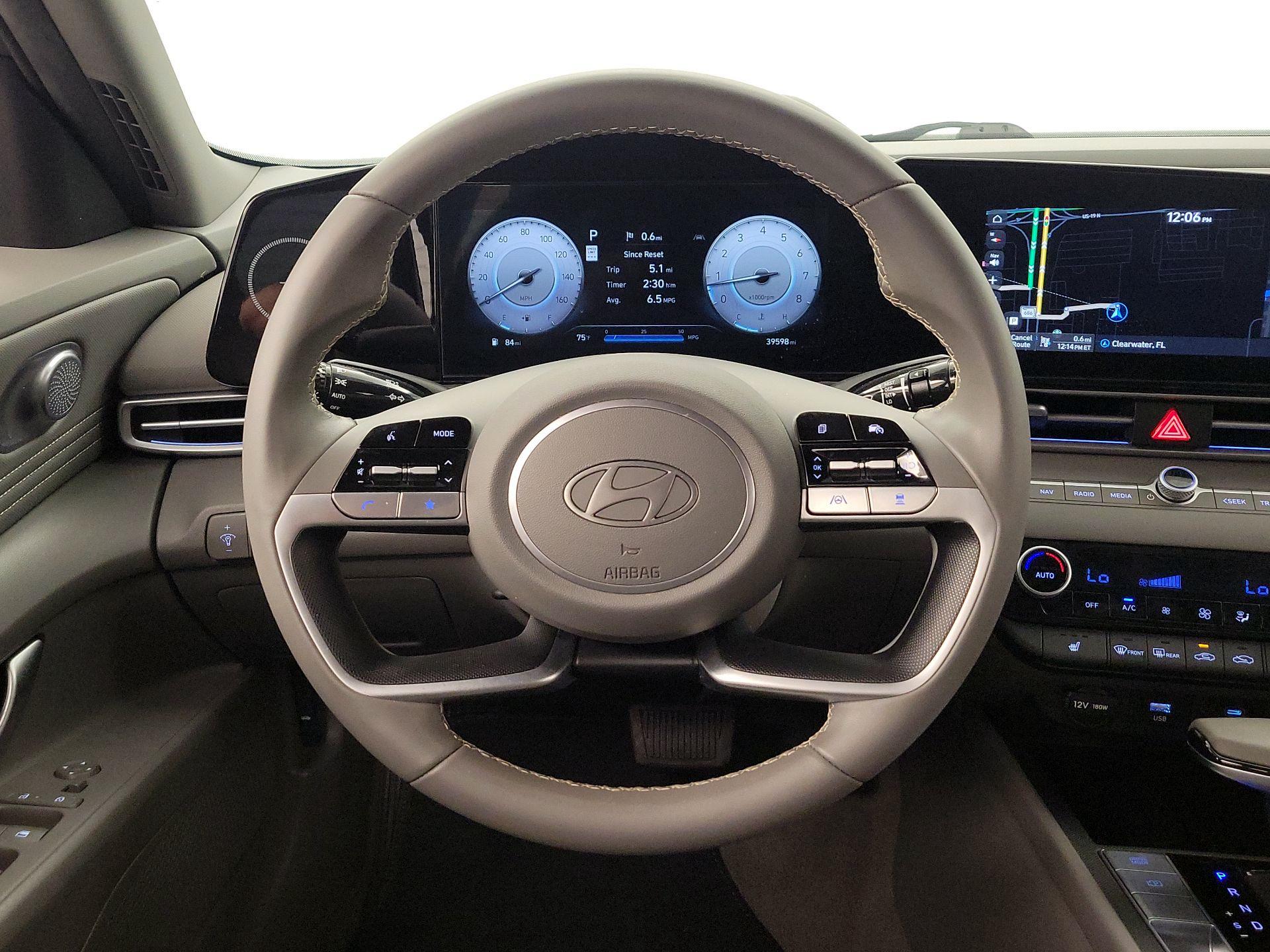 Thumbnail: 2024 Hyundai Elantra - 10