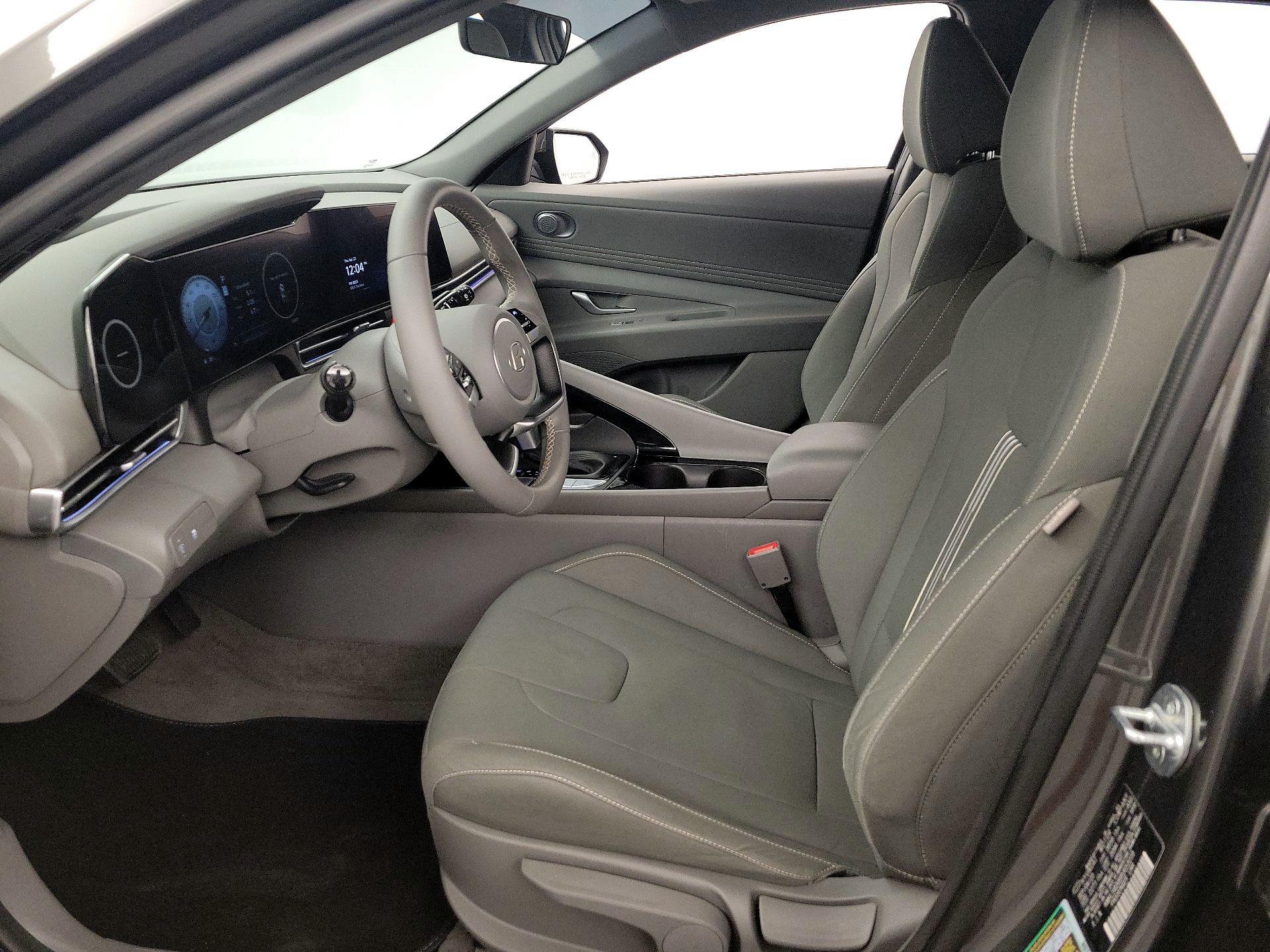 Thumbnail: 2024 Hyundai Elantra - 11