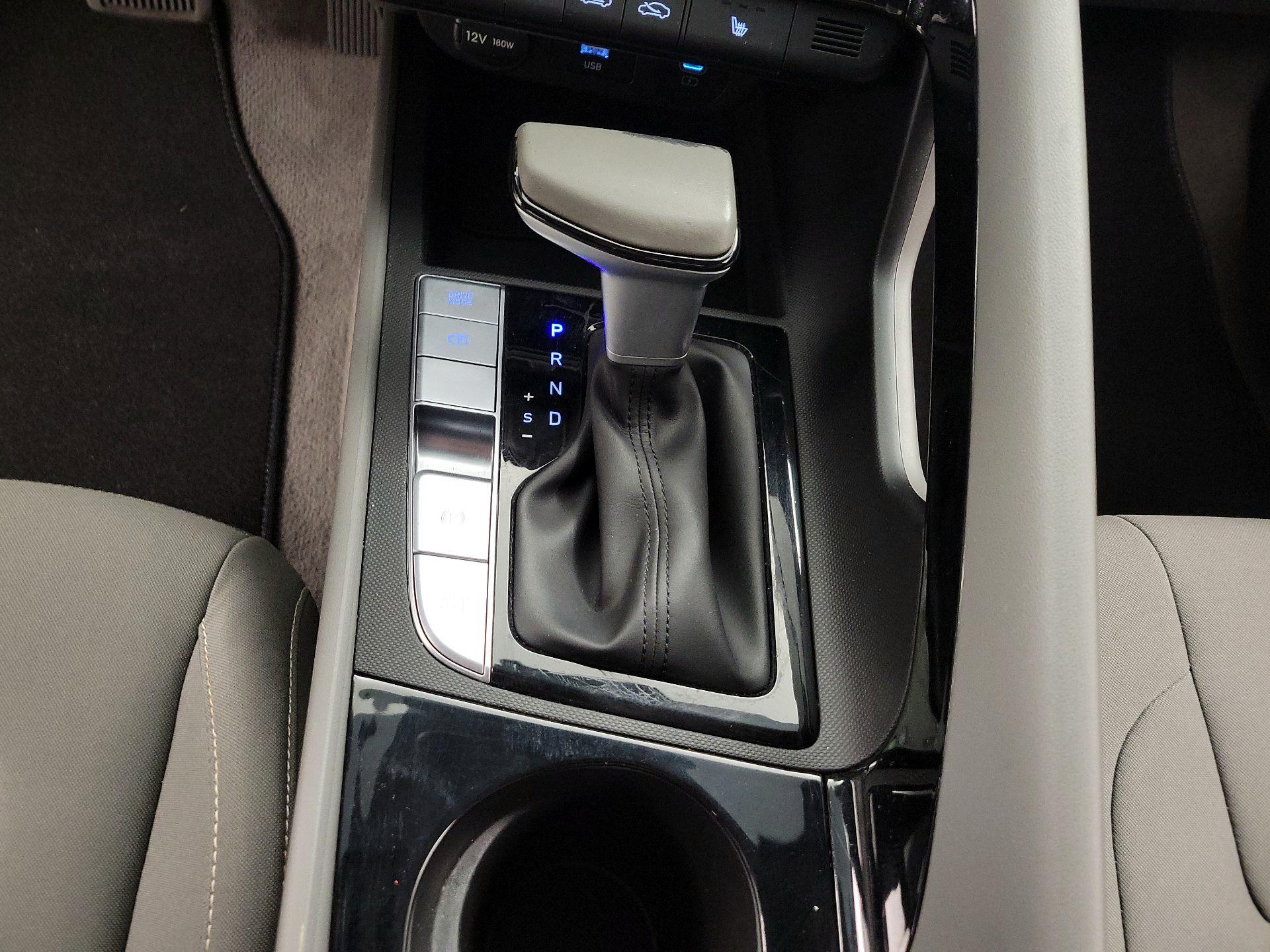 Thumbnail: 2024 Hyundai Elantra - 18