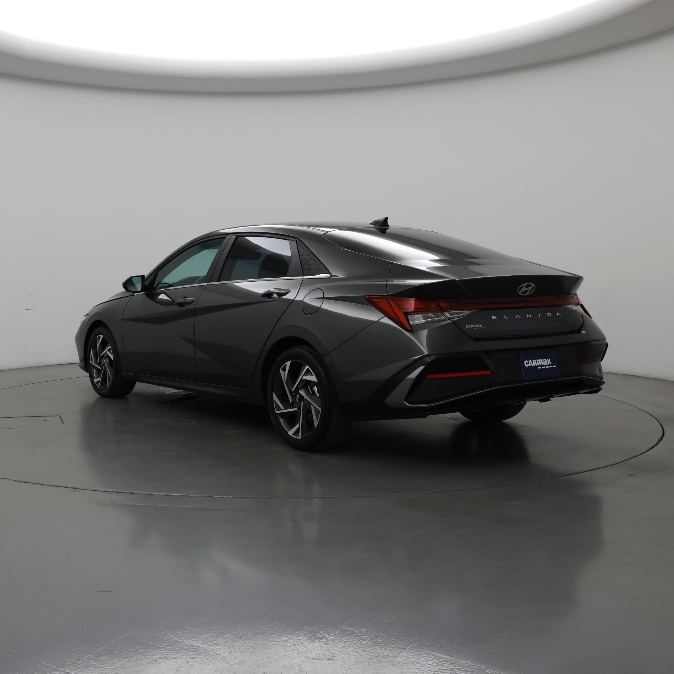 Thumbnail: 2024 Hyundai Elantra - 2