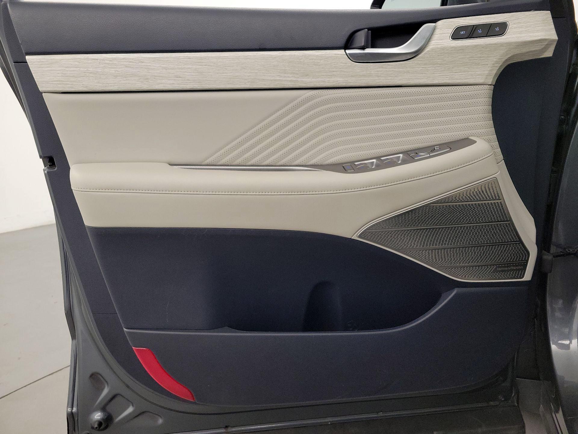 Thumbnail: 2023 Hyundai Palisade - 12