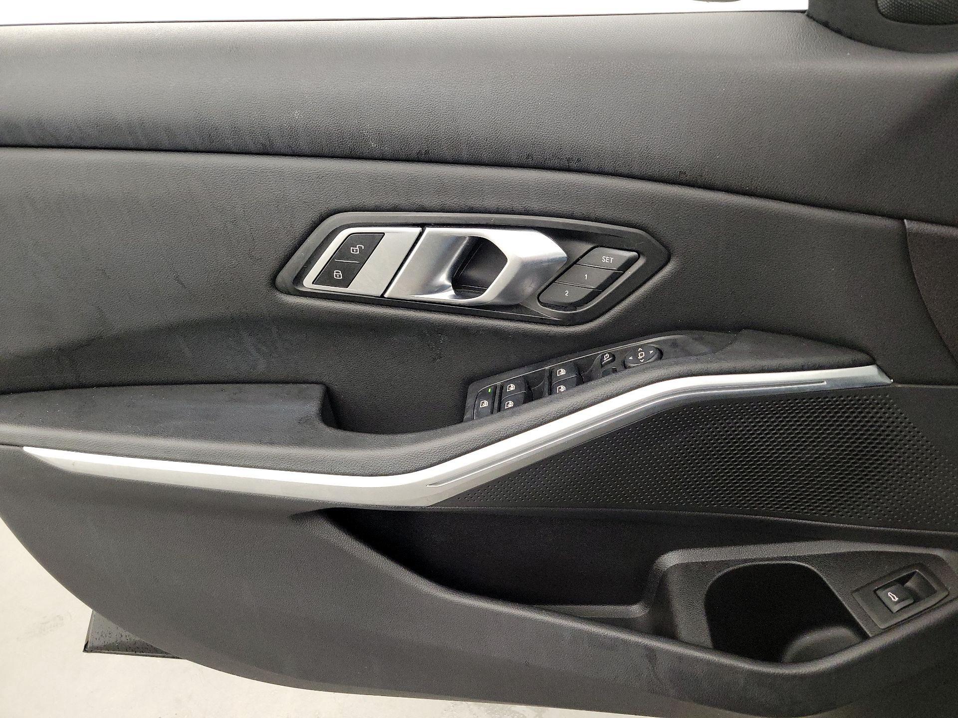 Thumbnail: 2023 BMW 3 Series - 12