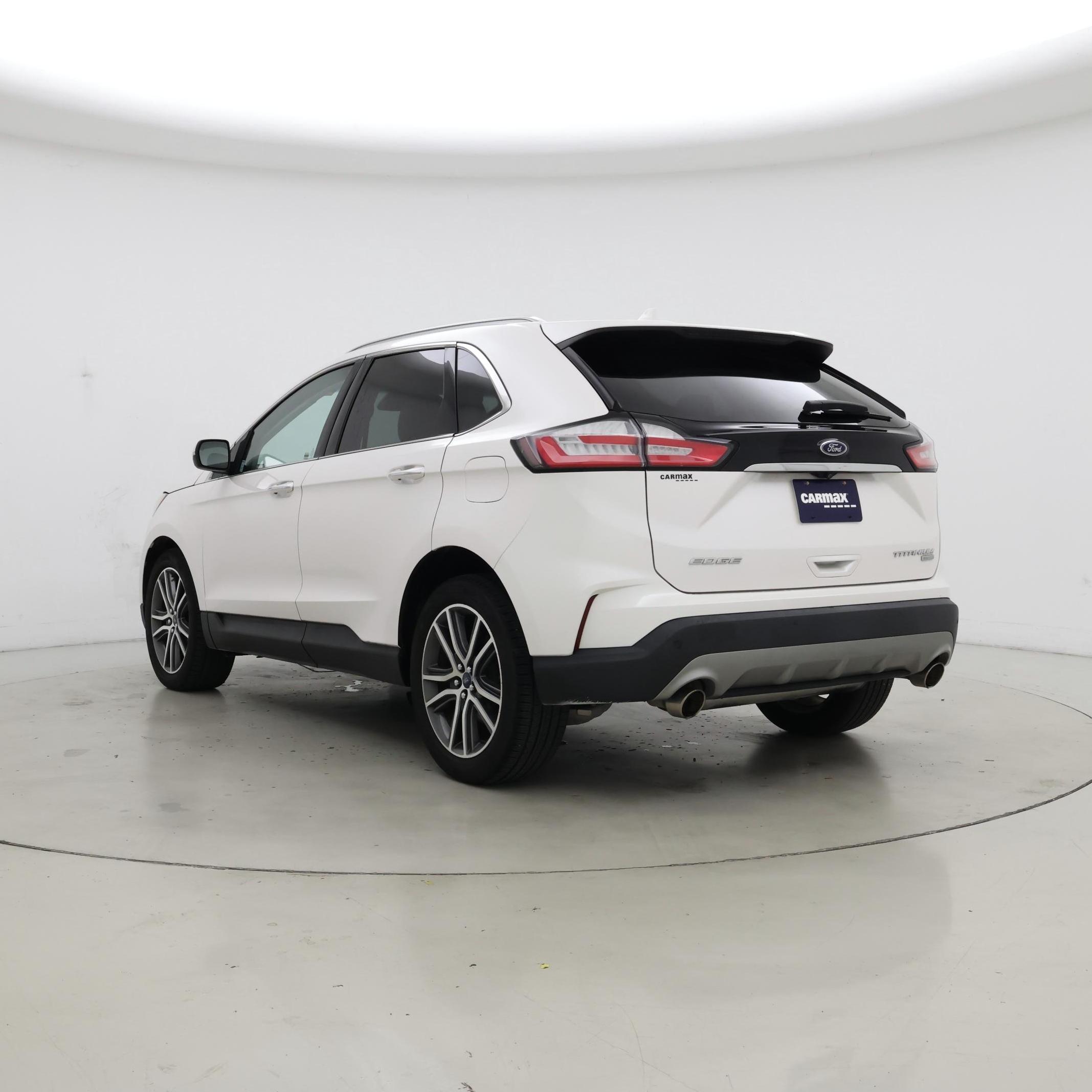 Thumbnail: 2019 Ford Edge - 2