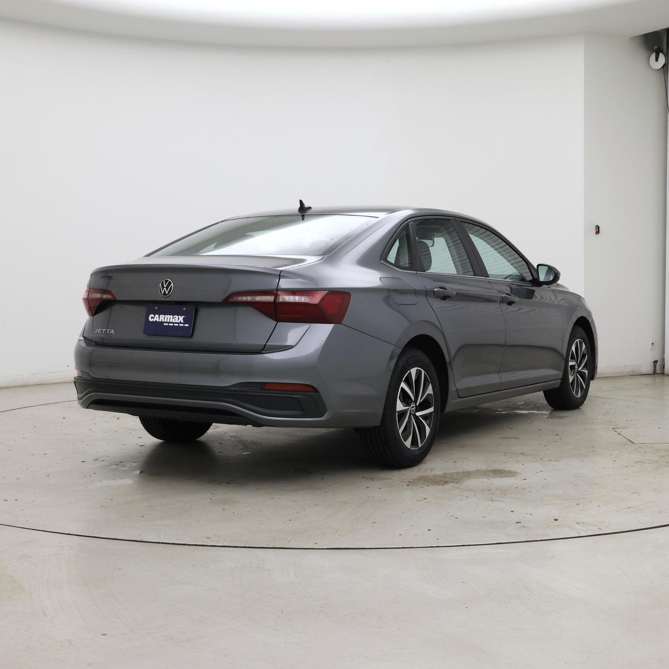 Thumbnail: 2024 Volkswagen Jetta - 8