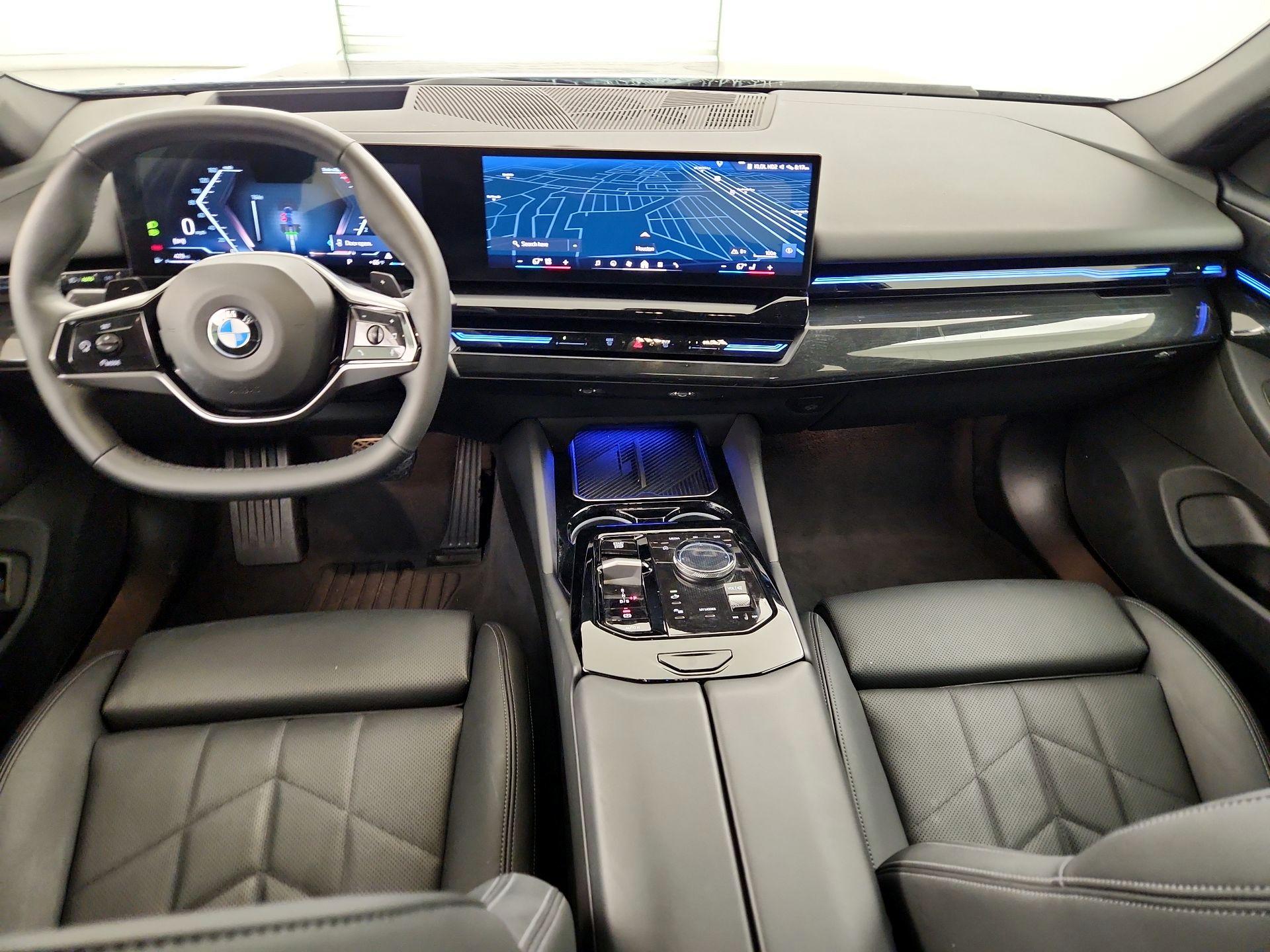 Thumbnail: 2025 BMW 5 Series - 9