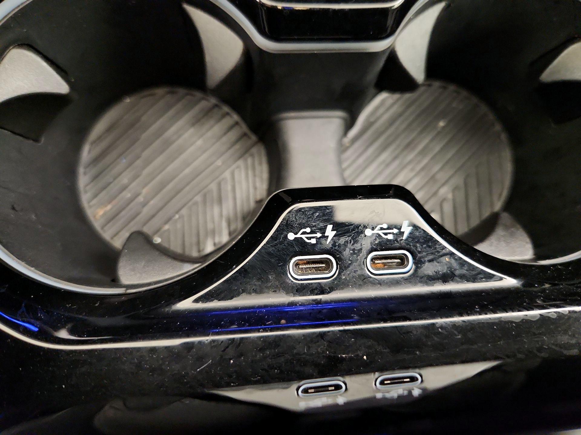 Thumbnail: 2025 BMW 5 Series - 19