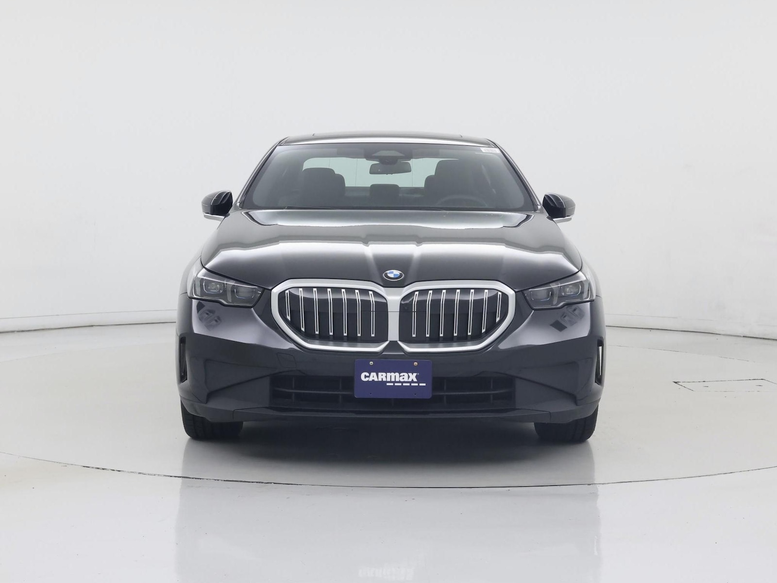 2025 BMW 5 Series 530i - Photo 6